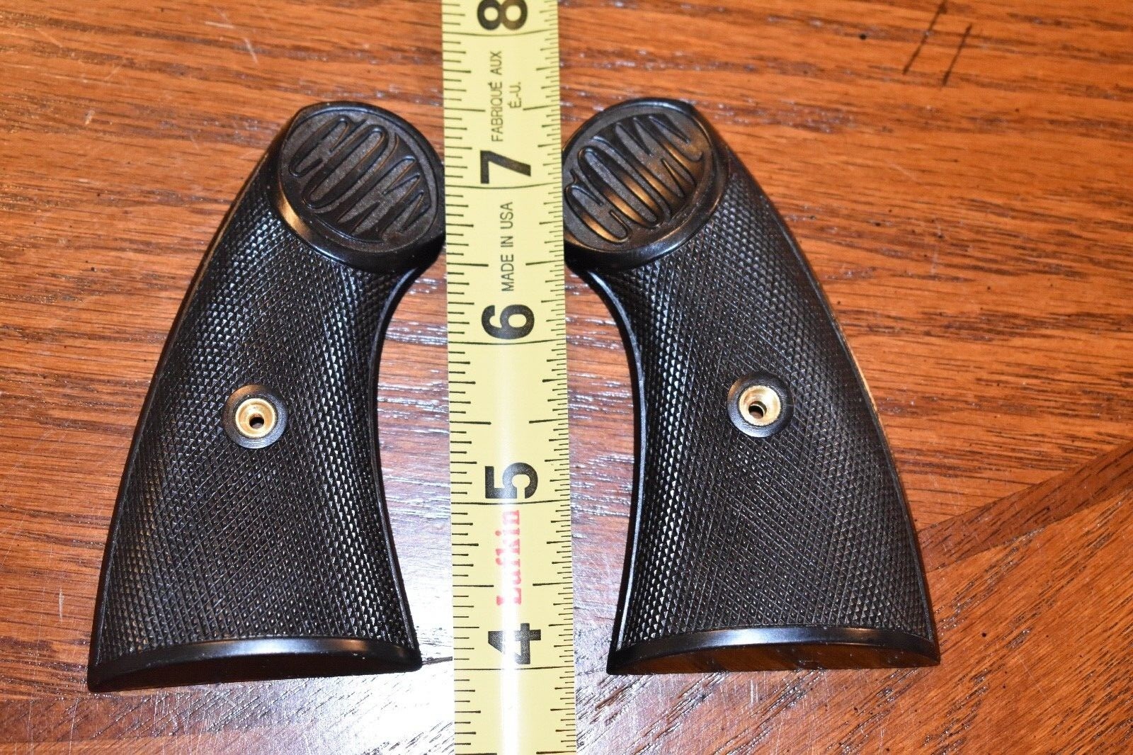 COLT NEW SERVICE GRIP REPRODUCTION