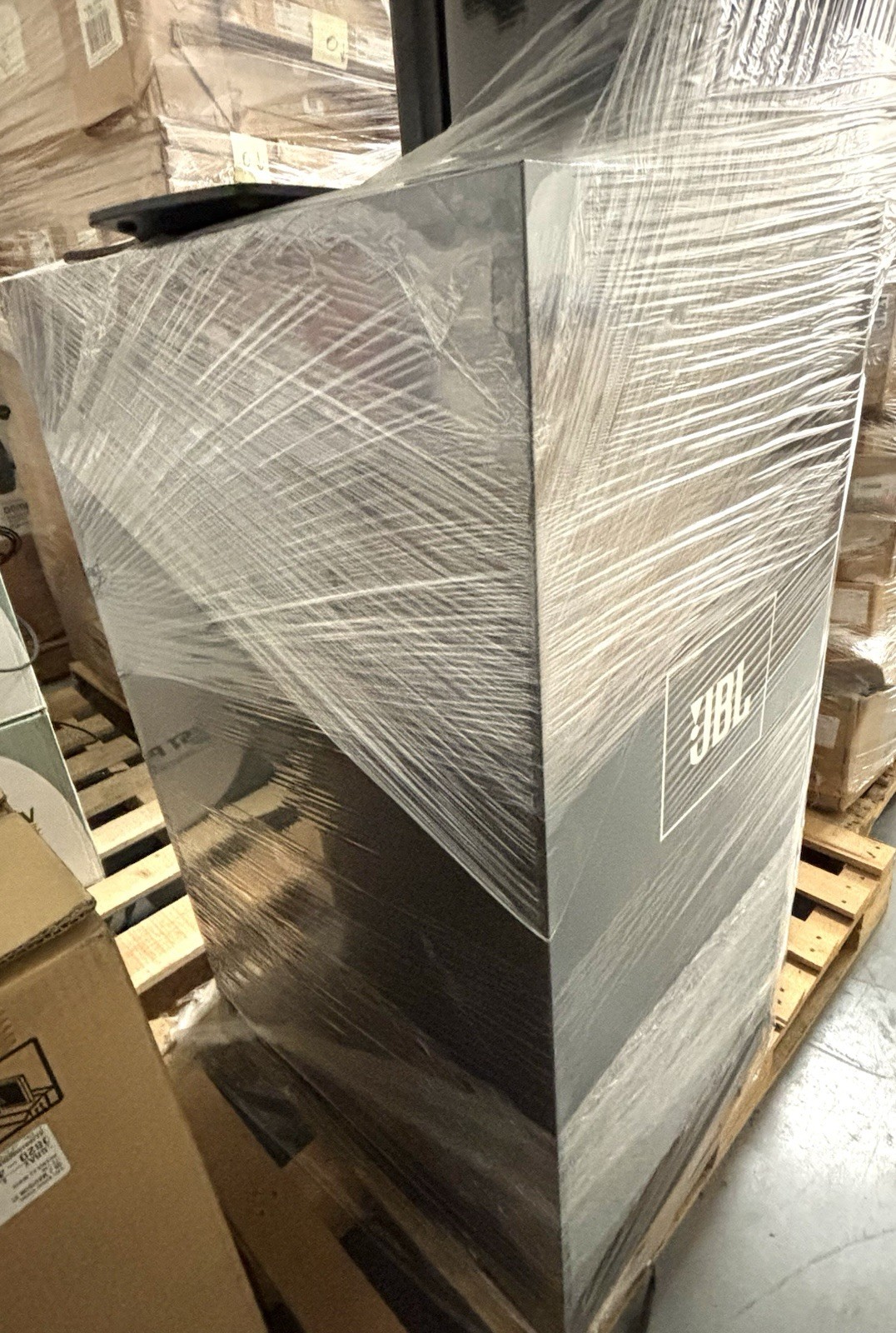 JBL 4648A-8 Professional Cinema /Home theater Low Frequency Speaker