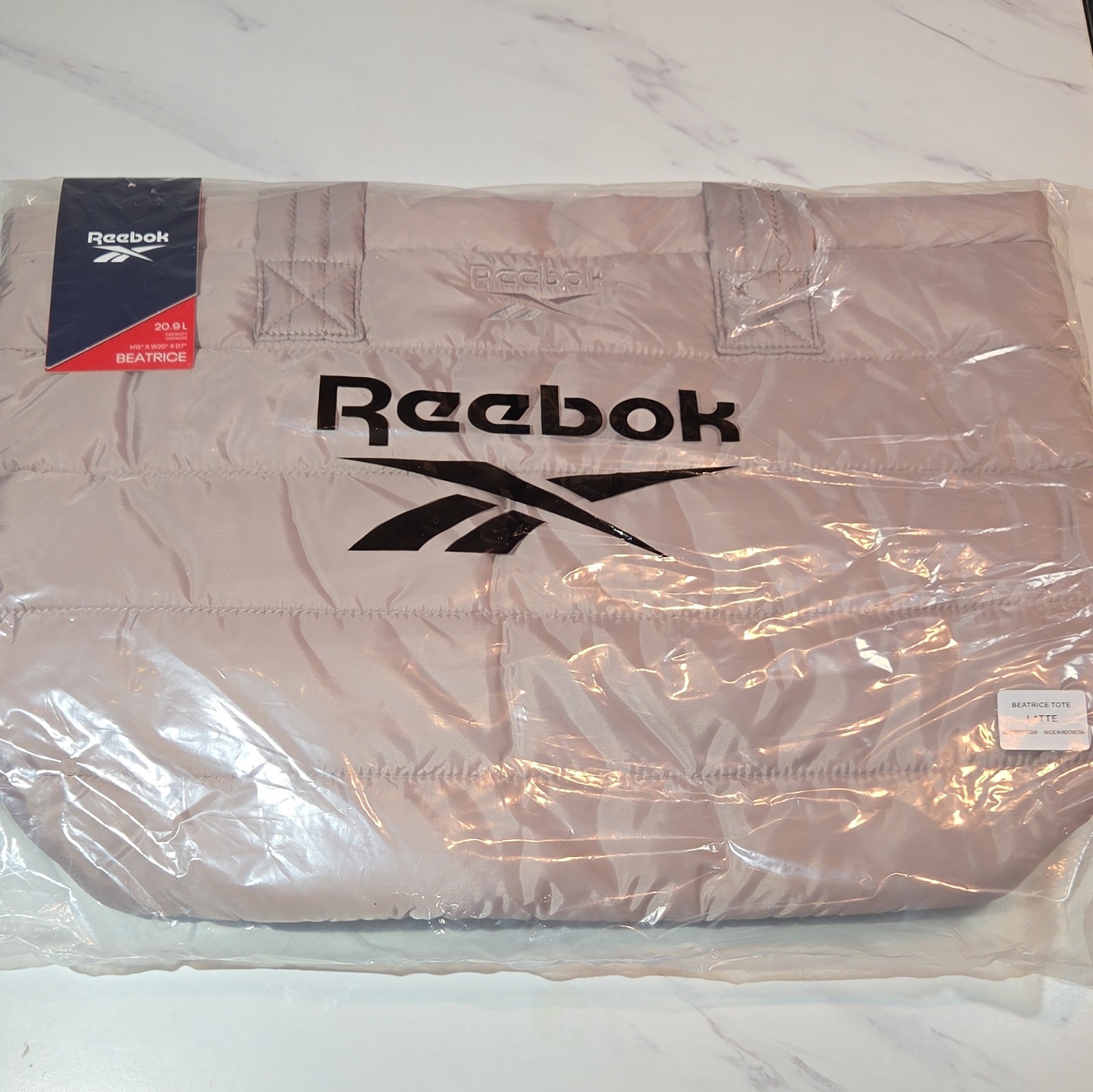 Reebok Beatrice Tote Gym Bag 20.9L Latte Polyester Zip Closure 1 Pocket