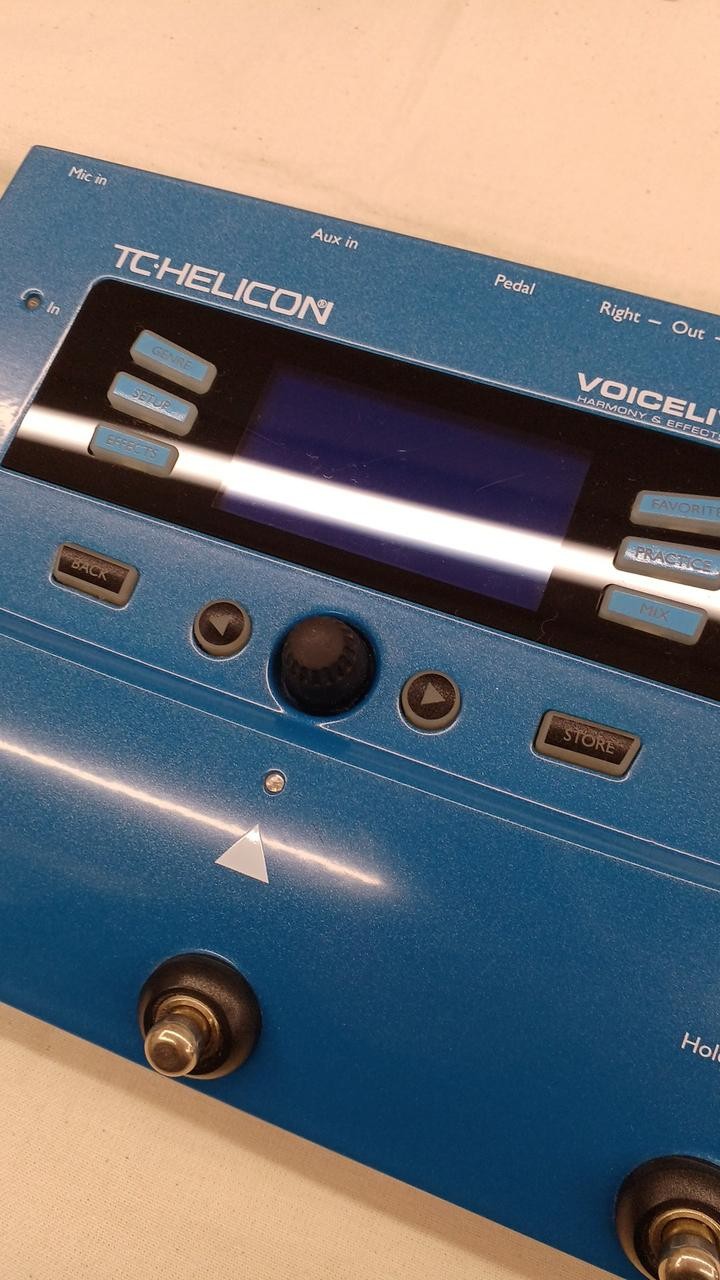 TC-HELICON VOICELIVE PLAY Model