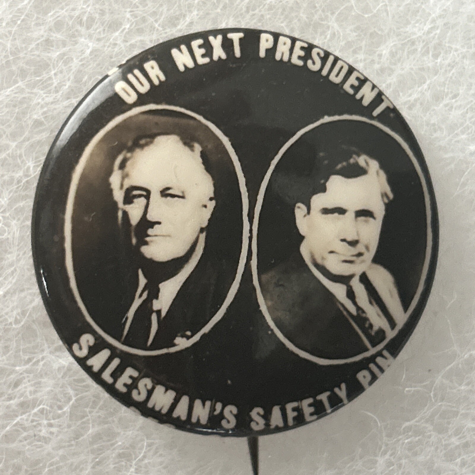 Our Next President Franklin Roosevelt / Wendell Wilkie Salesman Safety Pin 1 1/4