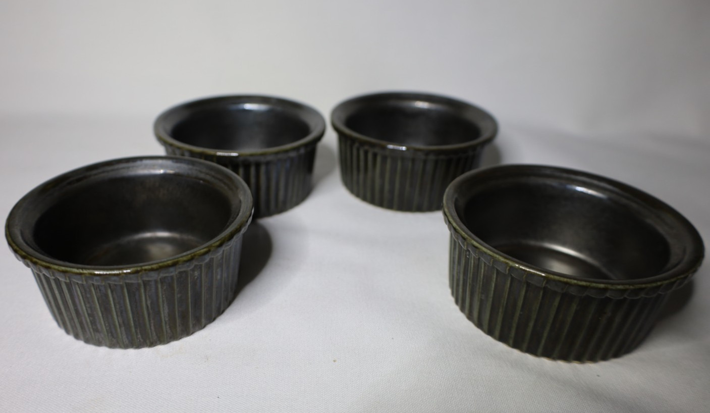 4 Pc. "Hall Brand" Stoneware #839 U.S.A 3.5" brown Ramkins