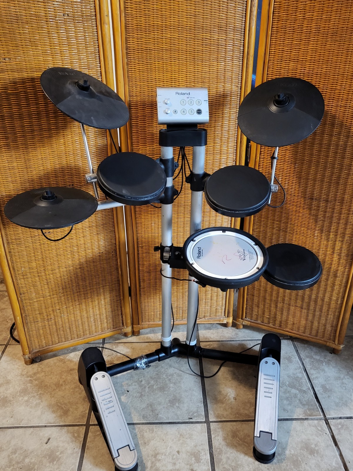 Roland HD-1 Drums Electronic Drum Set Kit w/upgraded mesh head snare Portable