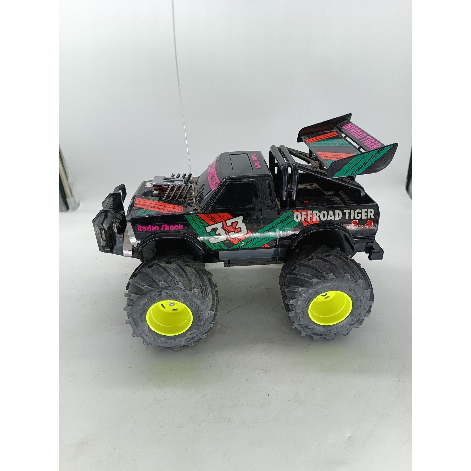 Radio Shack Offroad Tiger 4x4 RC Truck Cat No 60-4113 Vintage Black Untested