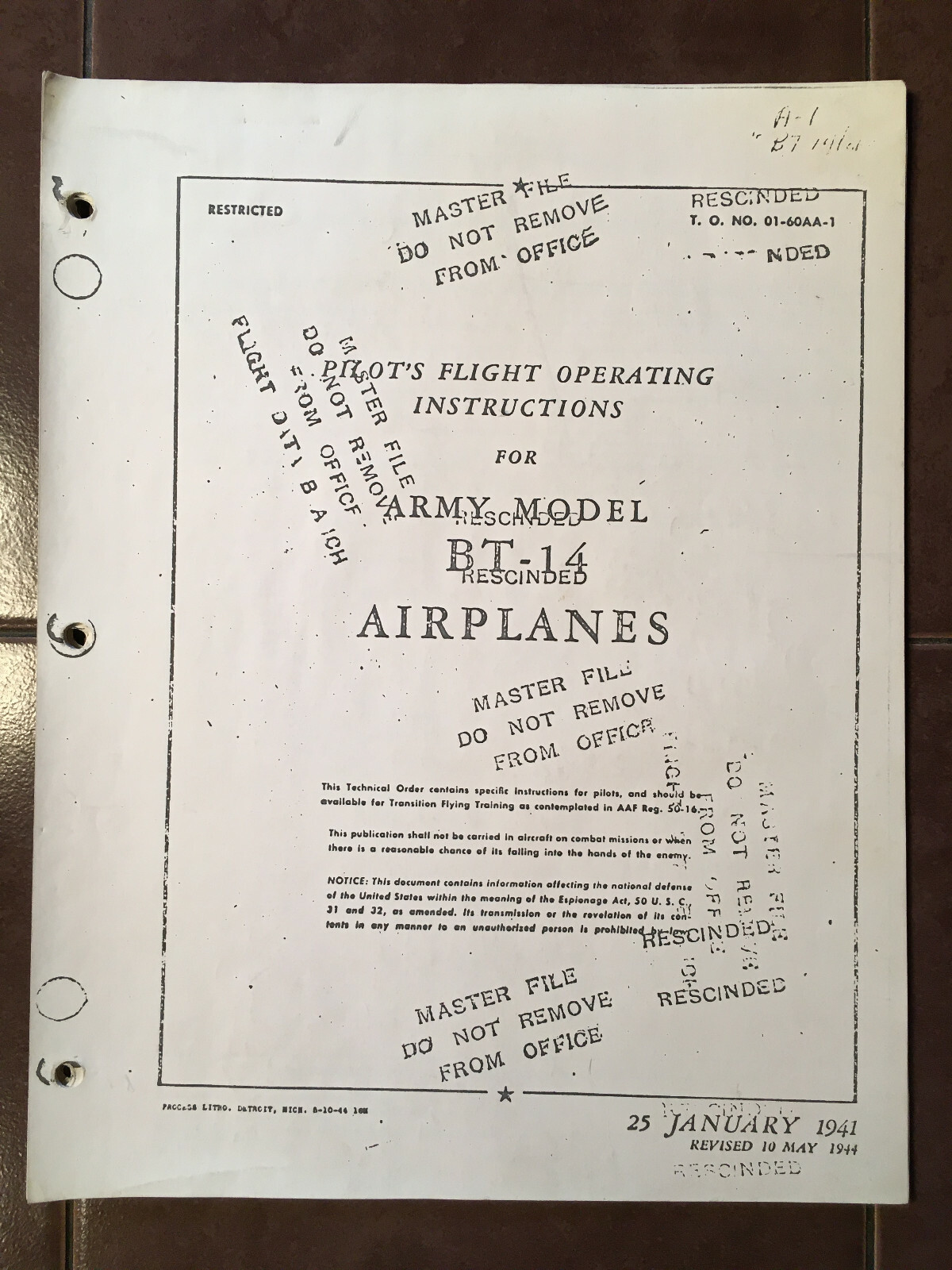 North American BT-14 Pilot's Flight Operating Instructions Manual