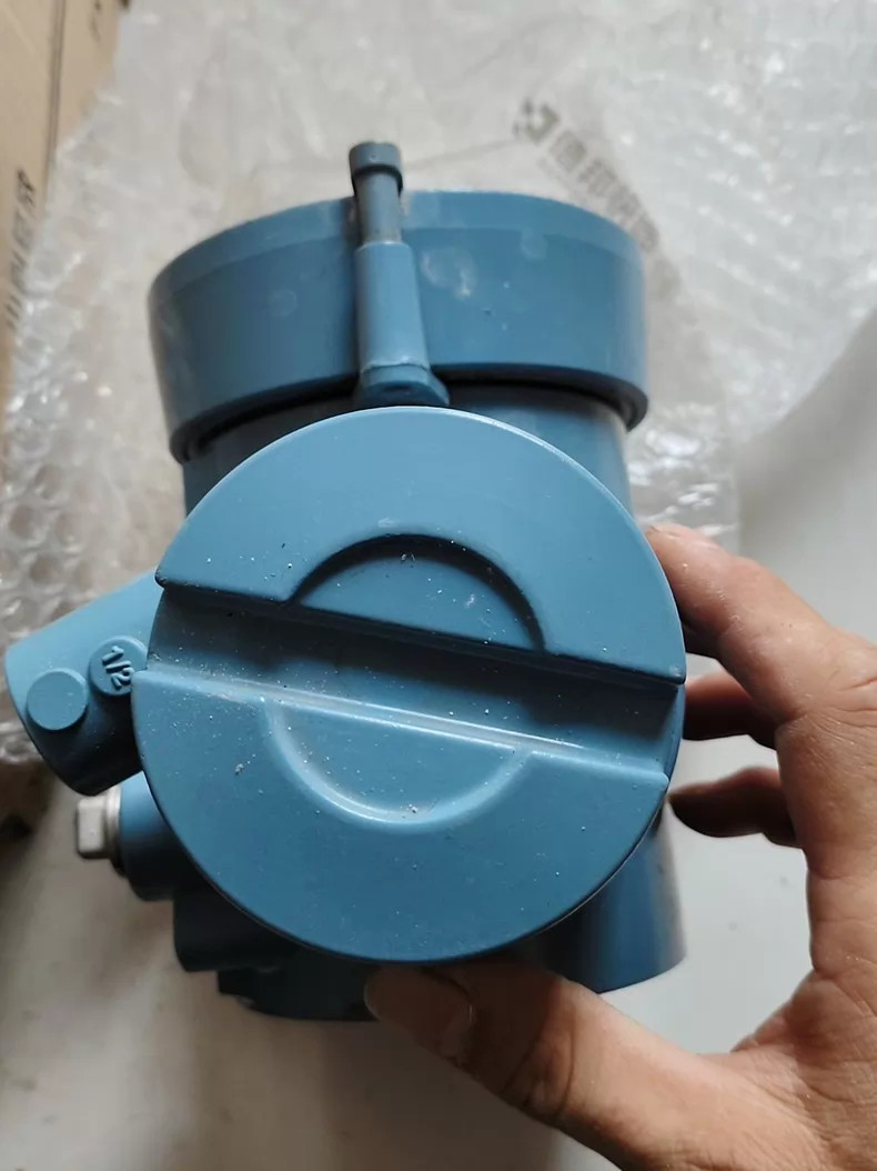 Micro Motion 1700R11ABUMZZZ Flow Sensor Used 1PCS