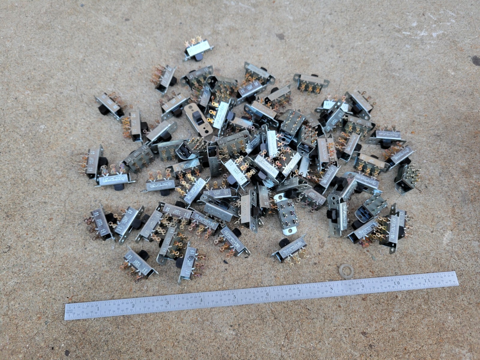 Huge lot of NOS Stackpole Slide Switches