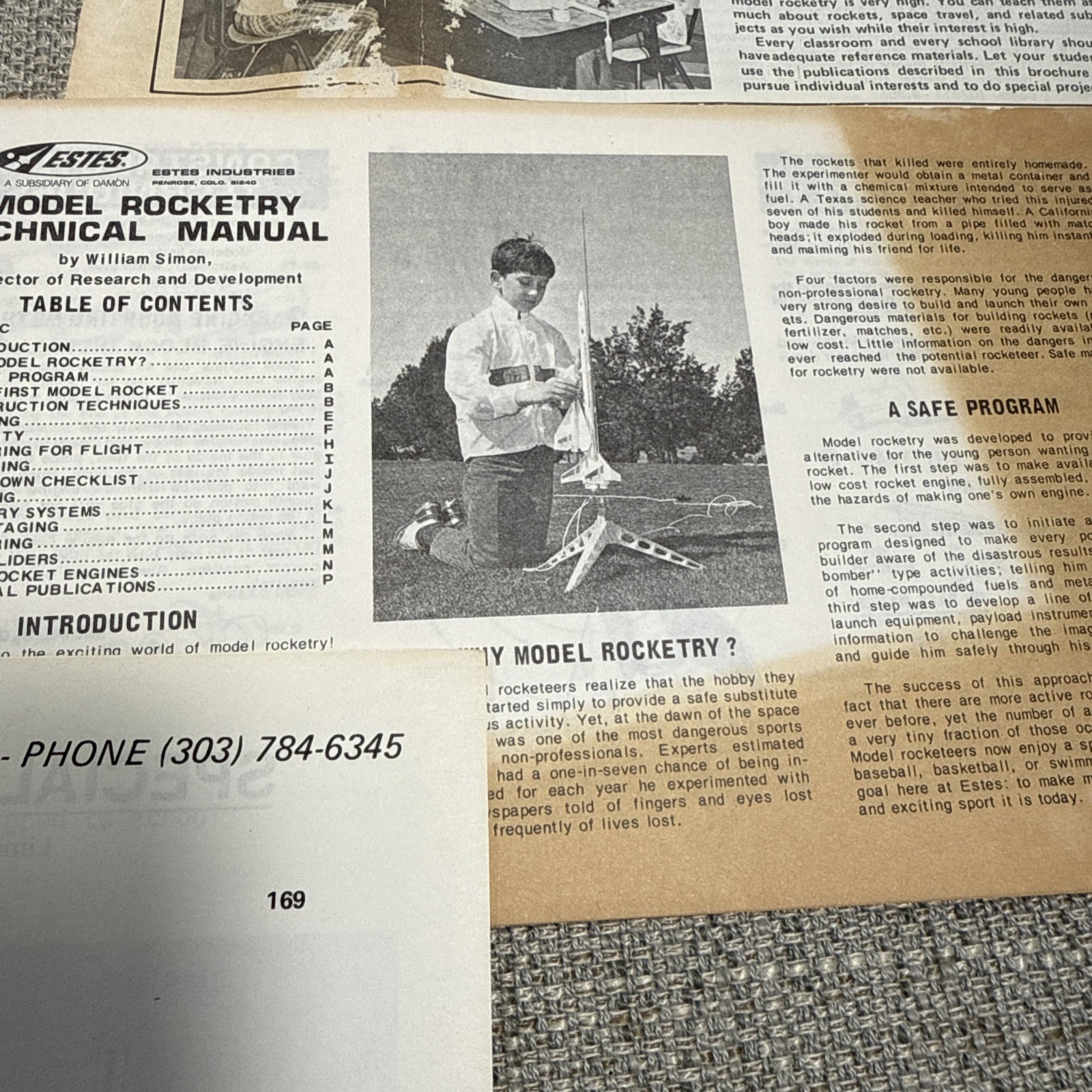Vintage ESTES Astron ALPHA Sealed Rocket, with 1979 Catalog, Teaching Aide more!