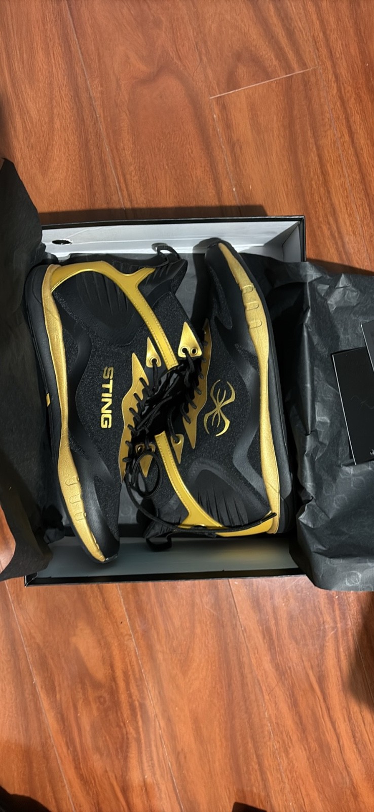 Sting Viper 2.0 Boxing Shoes Black/Gold Size US 11, NEW CONDITION