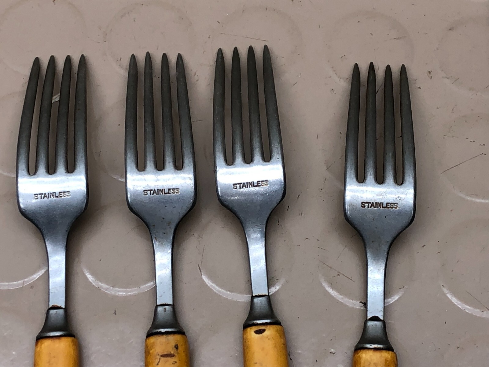 Universal Stainless Steel Silverware Knives & Forks
