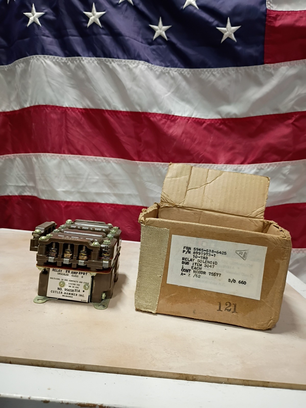 Cutler Hammer Aviation Relay 25 Amp 3PDT Unsealed Class 0 115v200vAC Or 28VDC