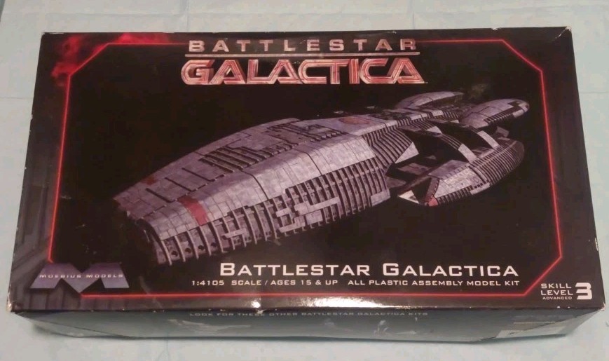 BATTLESTAR GALACTICA Moebius Models Scale 1:4105 Item # 915 - COMPLETE