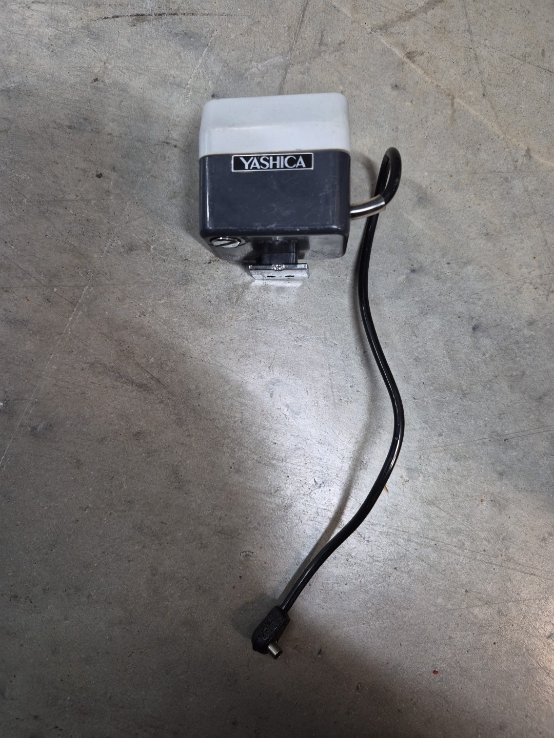 Vintage Yashica Camera Flash Cube Holder / Adapter
