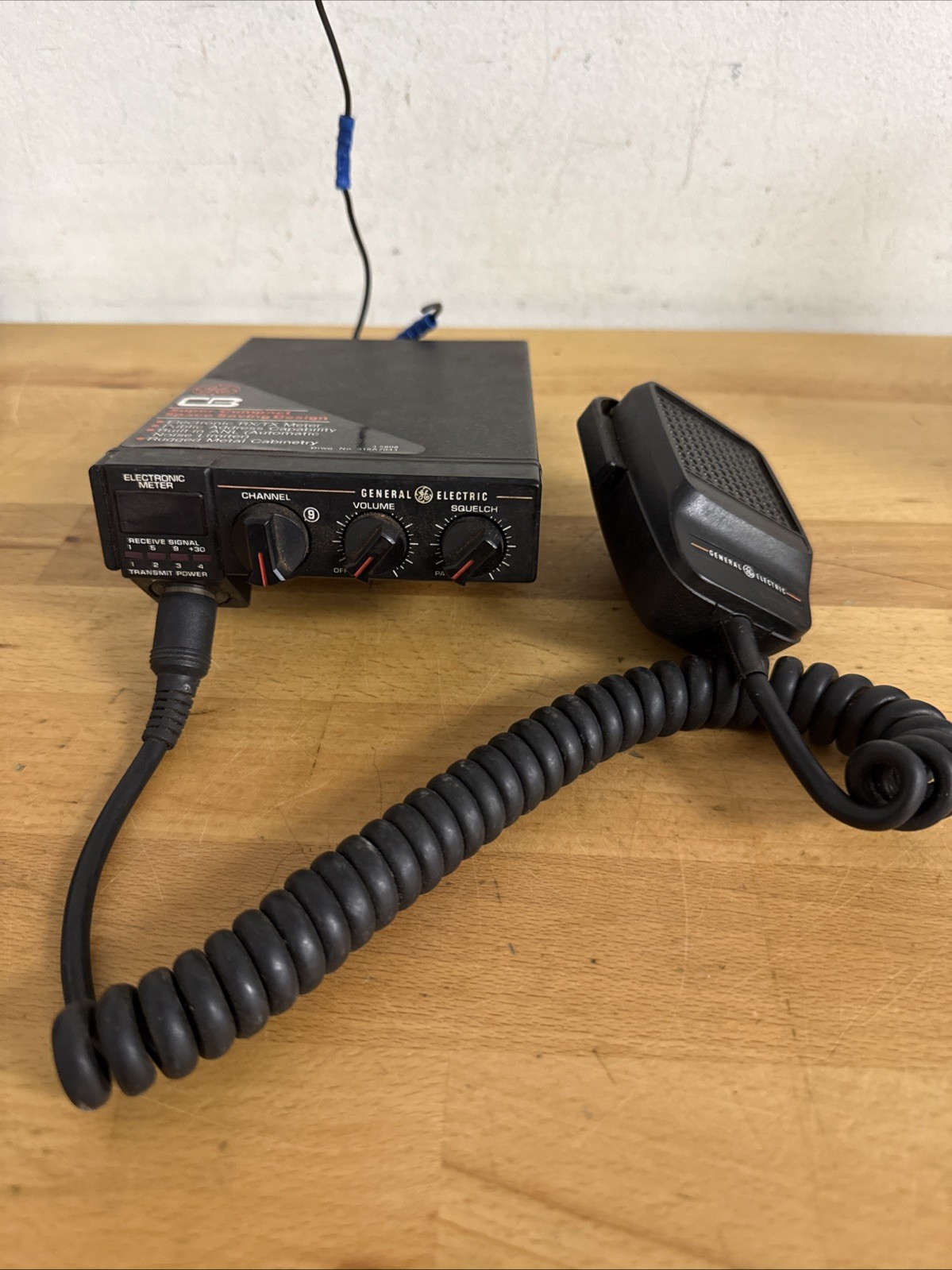 Vintage General Electric GE Model 3-58080A CB transceiver - UNTESTED