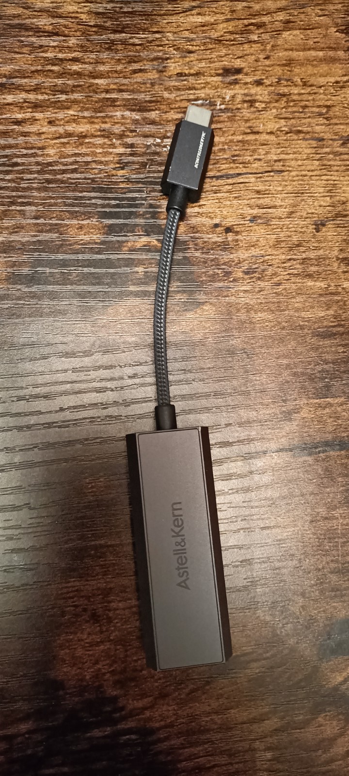 Astell & kern AK/HC2 Hifi USB Dual DACAK/HC2 USB dual audiophile DAC Boxed