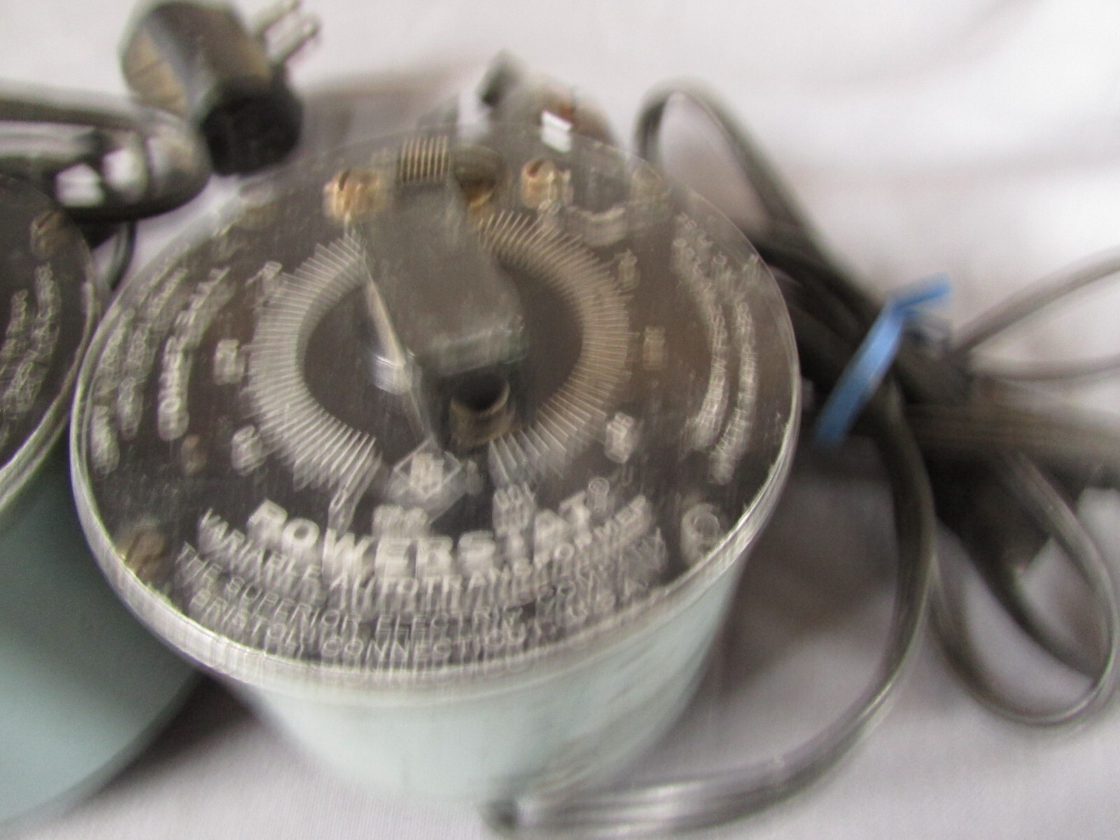 (2) Powerstat Variable Autotransformer Imput 120v output 0-132v UNTESTED e