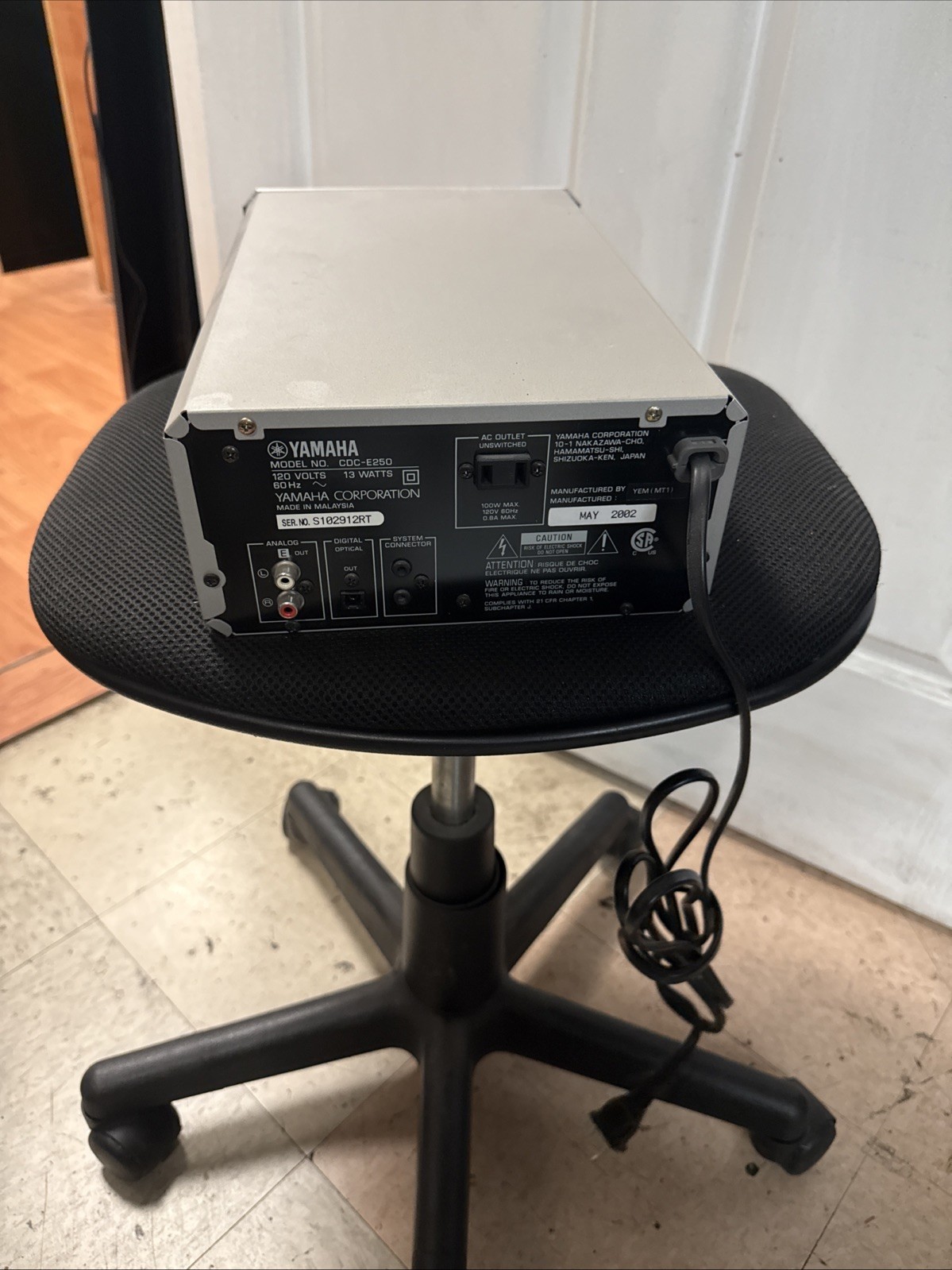 Yamaha CDC-E250 Compact Disc Player- Untested- Sold As Is