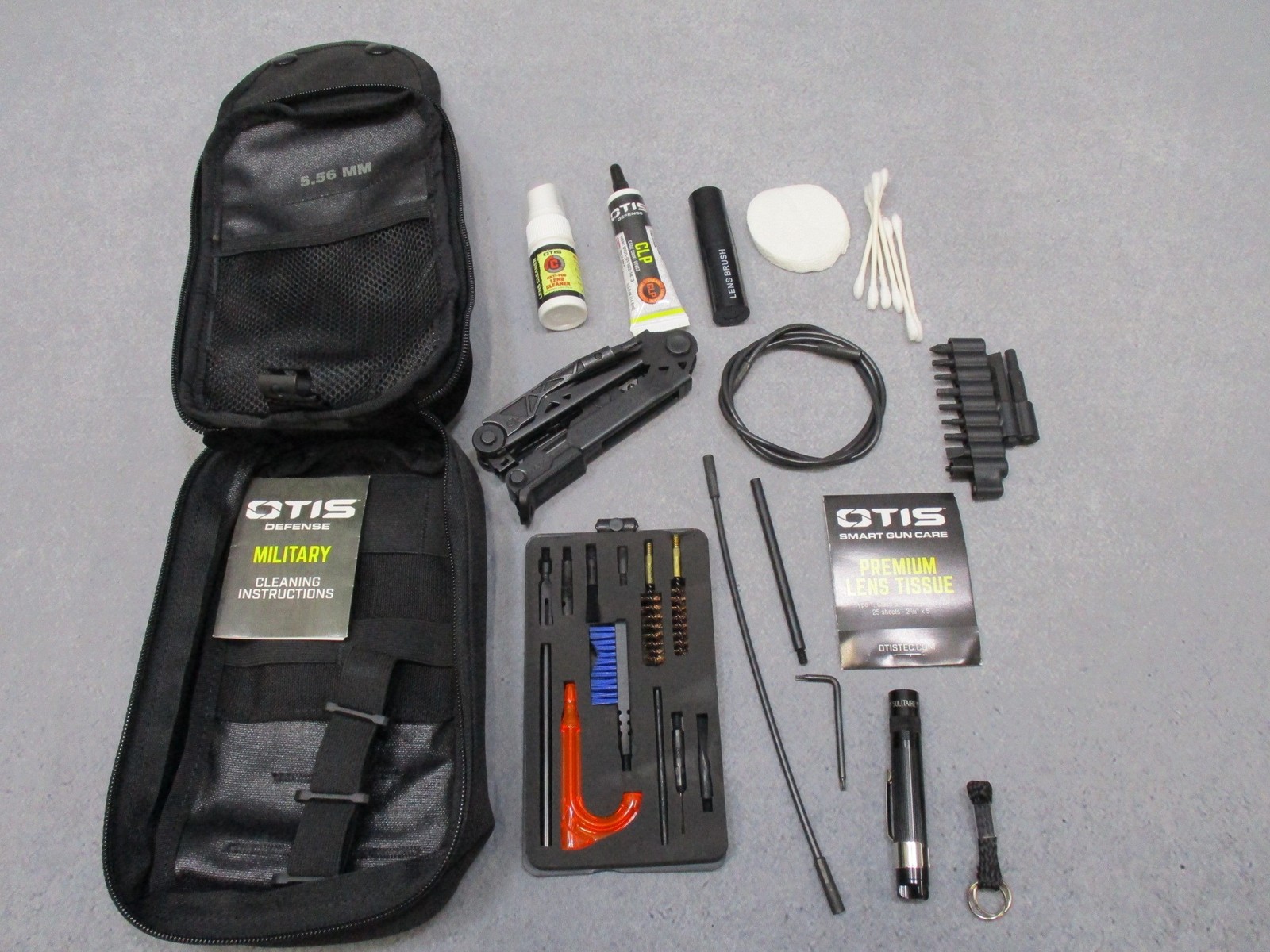 OTIS/GERBER 5.56/.223 GUN CLEANING KIT CENTER DRIVE MULTI-TOOL PLIERS MAGLITE