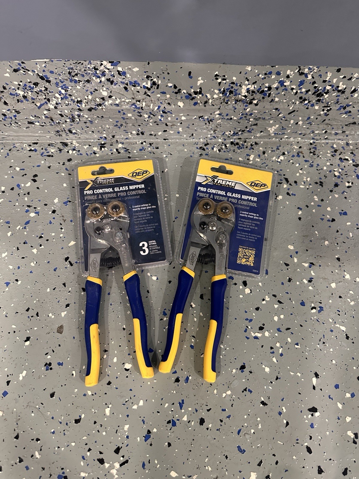 QEP Xtreme Pro Series Pro Control Glass Nipper 32014 for Glass & Mosaic Tile