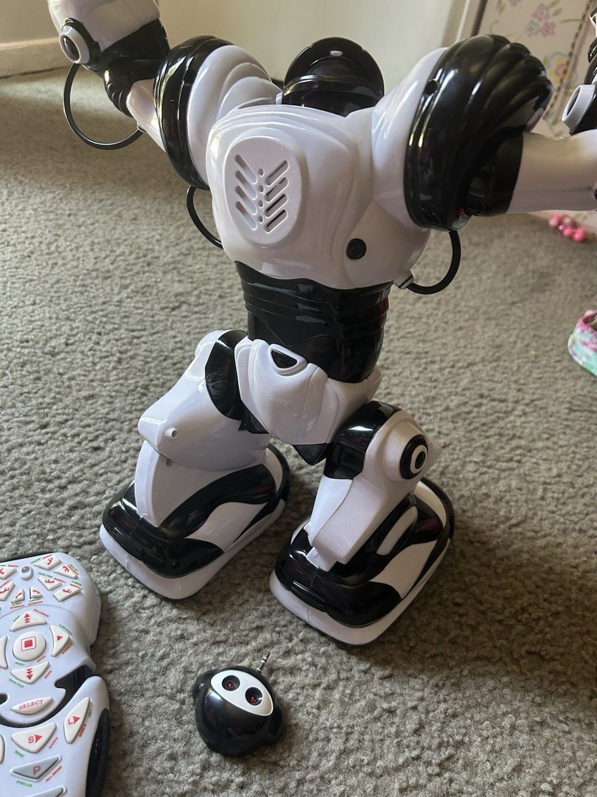 WowWee Robosapien Robot Remote Control (2004) Model 8081 (Tested) WORKING!