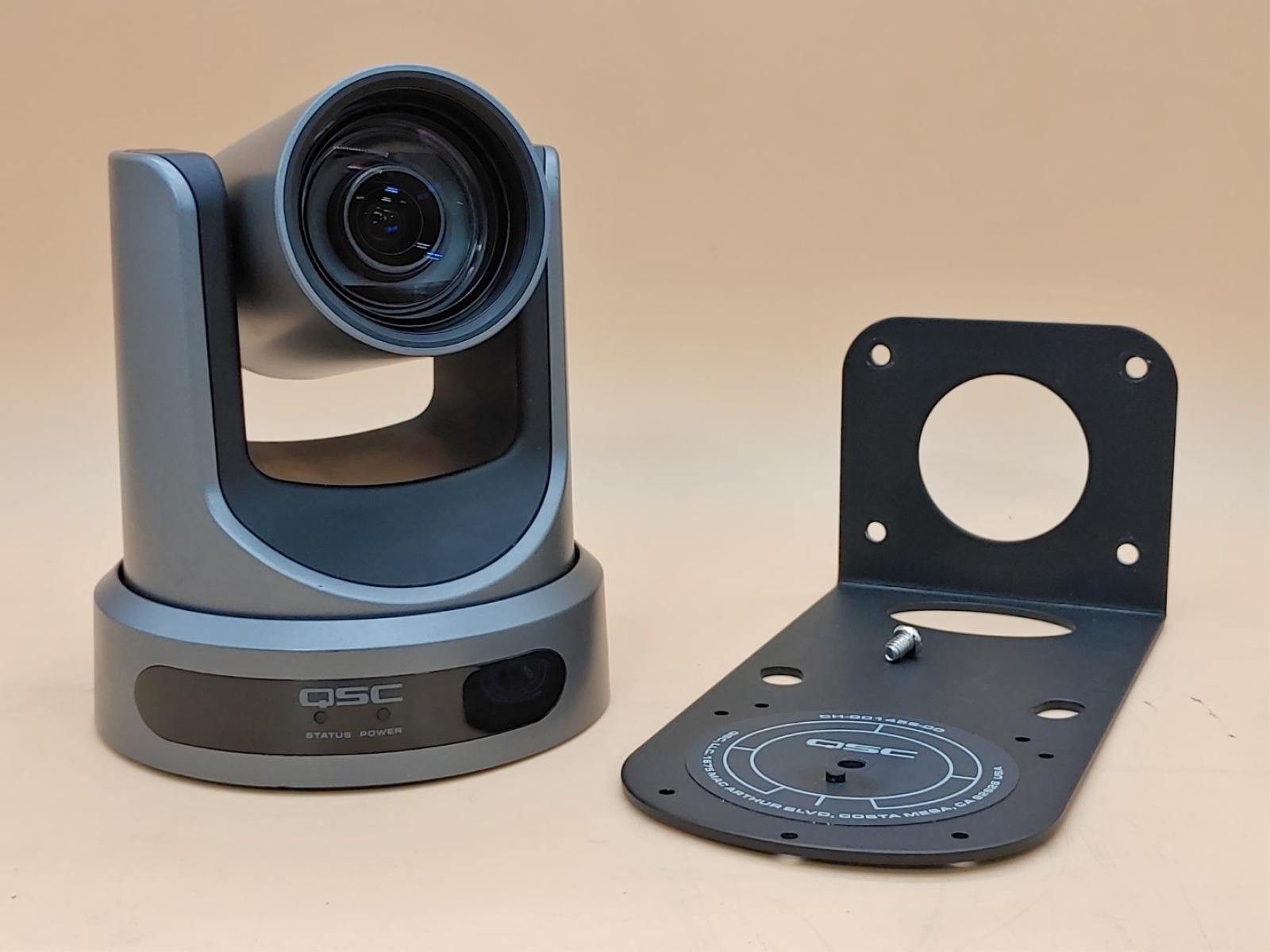 QSC PTZ-12x72 Conference Camera w/ QSC CH-001456-00 Wall Mount Bracket *NO A/C*