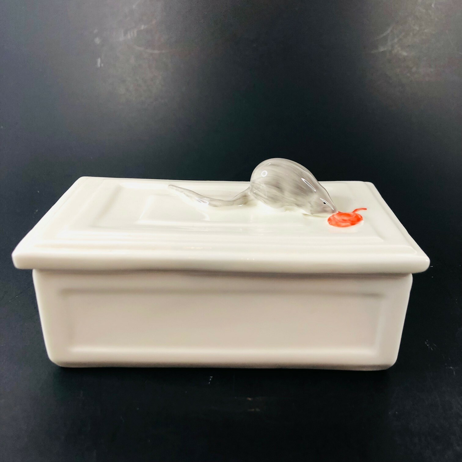 Pintar Bone China Trinket Box Mouse on Lid Hand Painted
