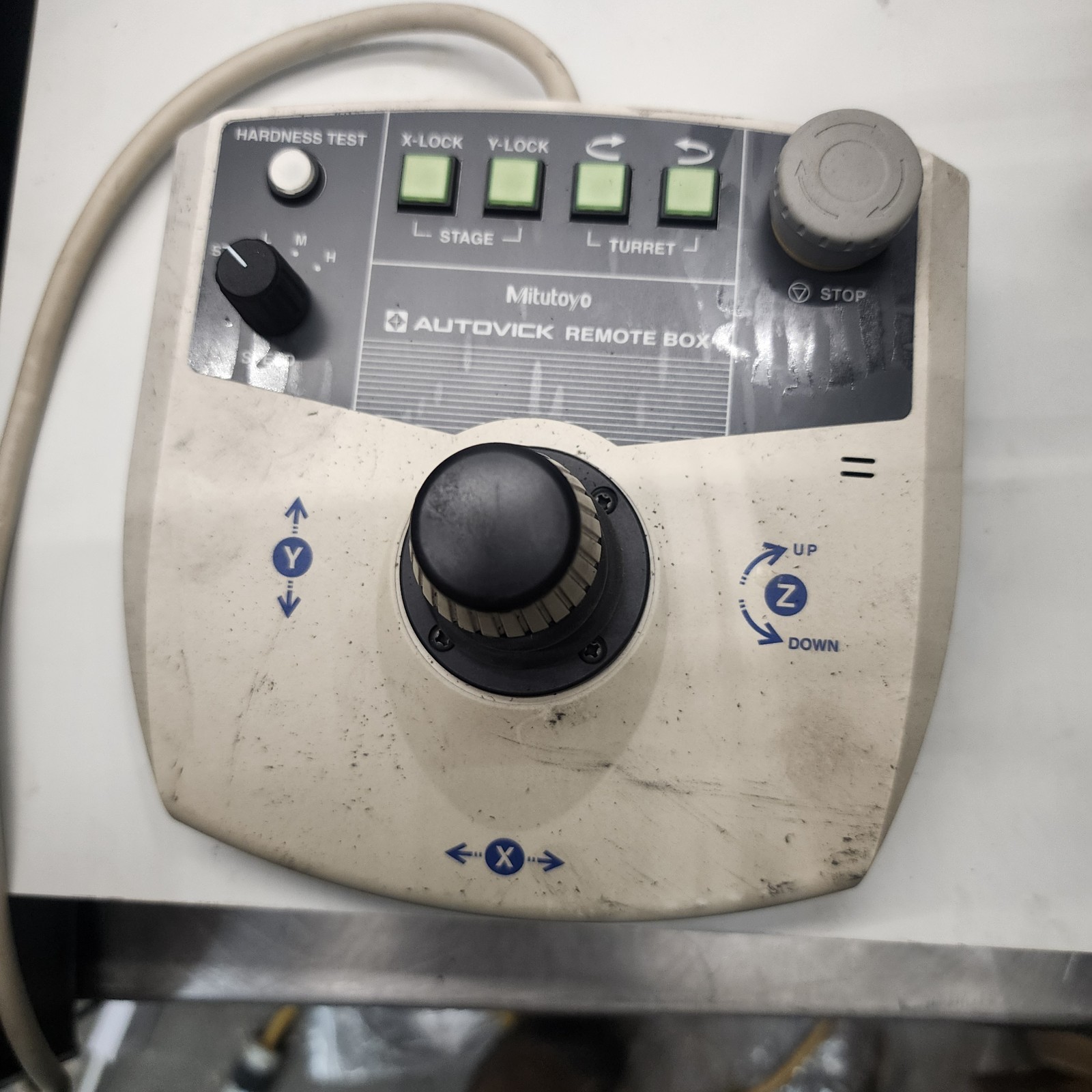Mitutoyo HM-200 System C Micro Vickers Hardness Testing System Dongle Computer