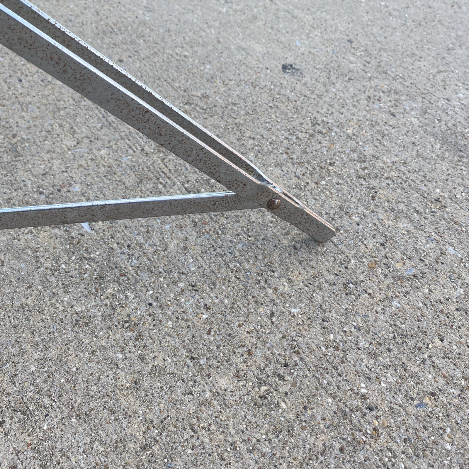 Gibraltar Hardware By Kaman Stand