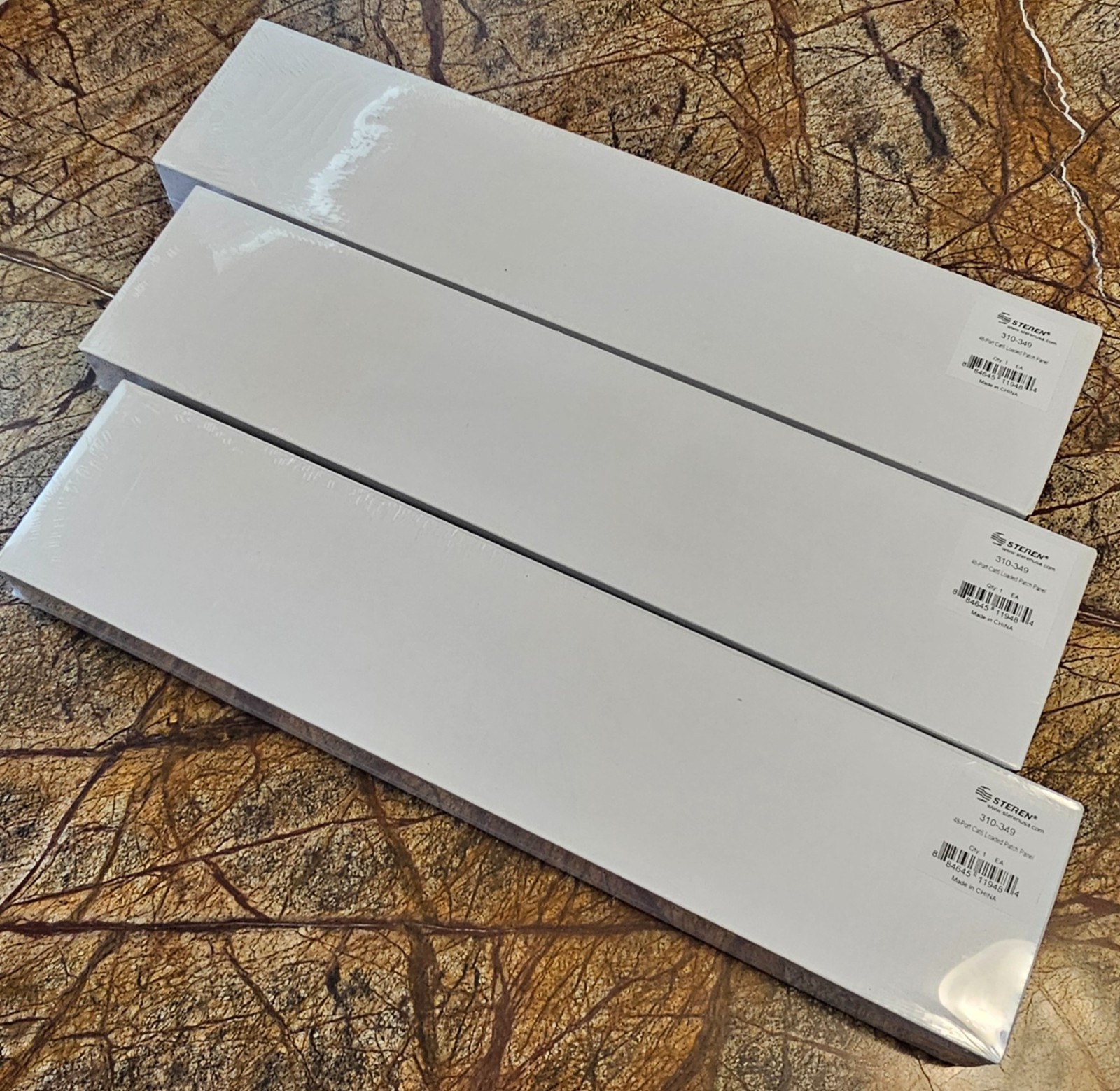 Lot of 3 Steren 310-349 48-Port Cat6 Loaded Patch Panels Rack Mount 350MHz NEW