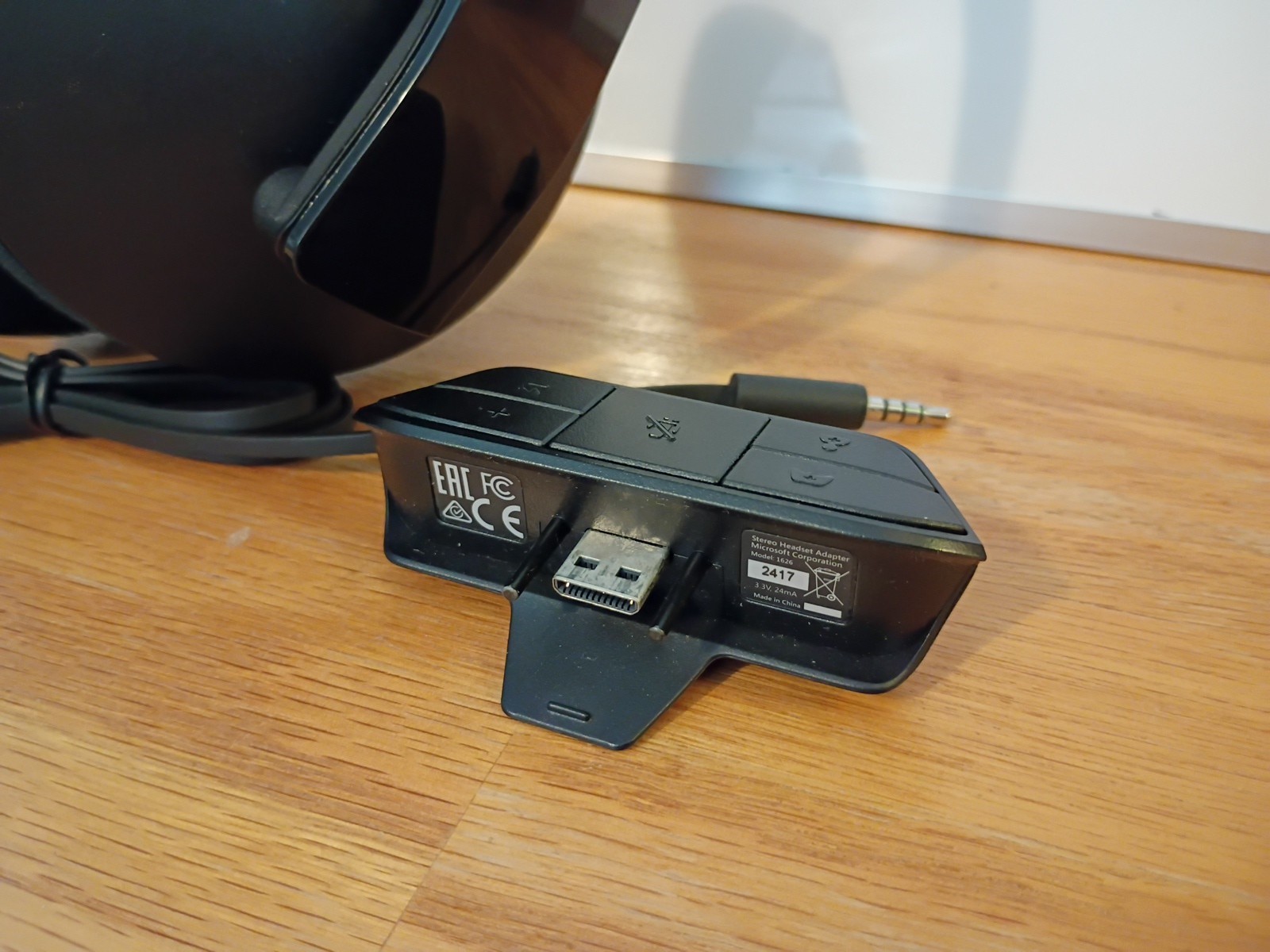 Microsoft Xbox One Wired Stereo Headset (1610) & Adapter (1626)