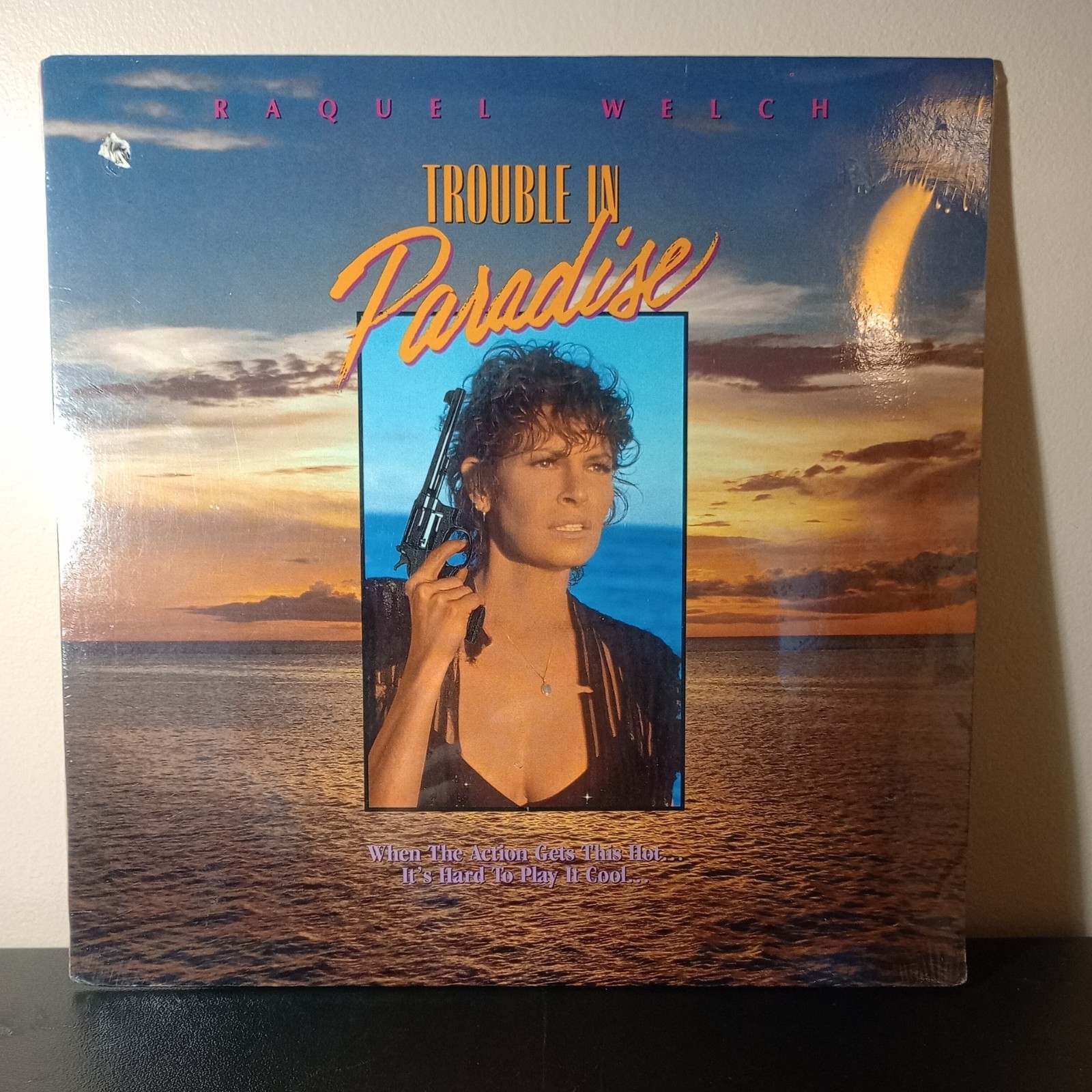 Trouble In Paradise (1988) Laserdisc [ID2456CF](UNOPENED)