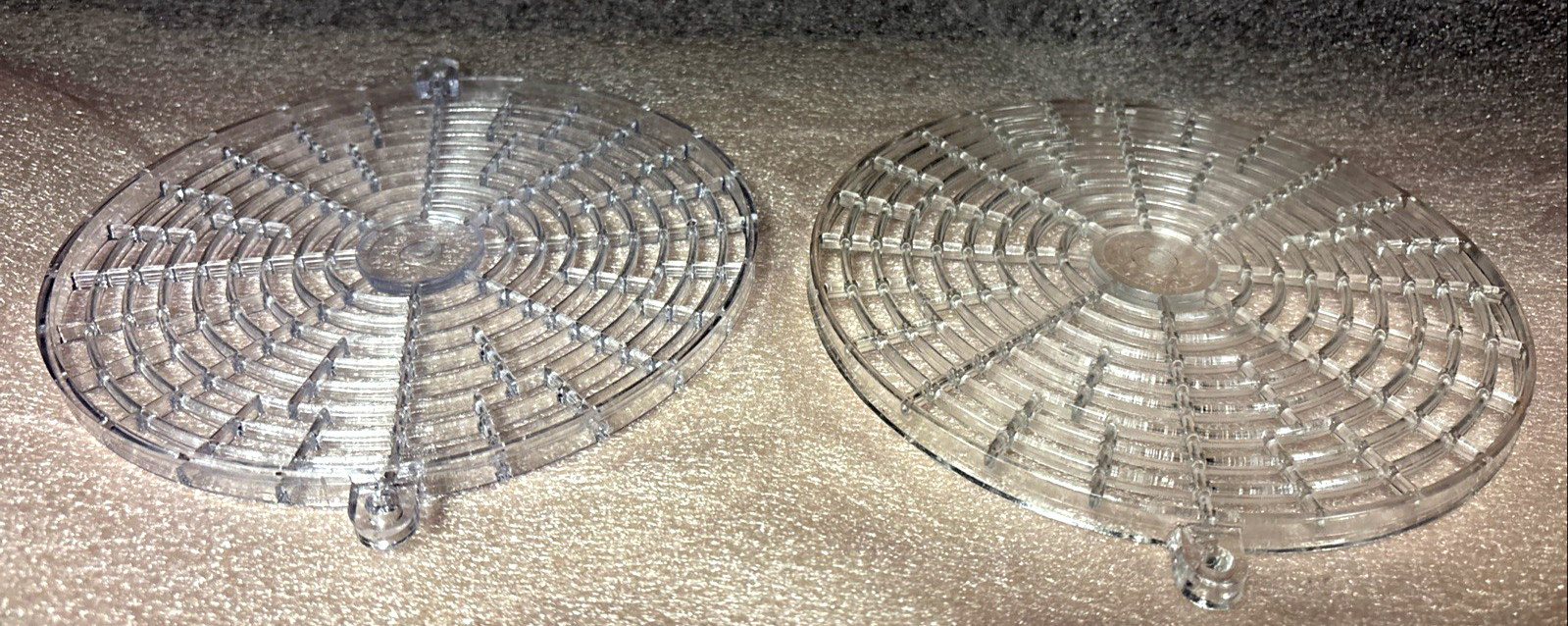 1396023 OEM Leer | Guard Fan | New