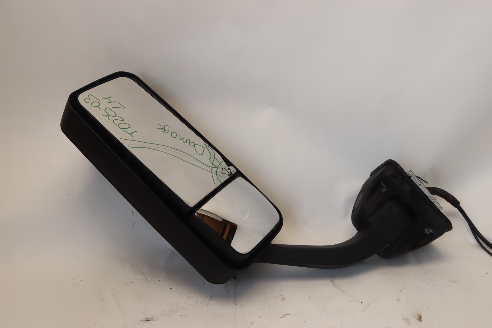 13-17 FREIGHTLINER CASCADIA EVOLUTION 125 LEFT DRIVER SIDE DOOR MIRROR OEM