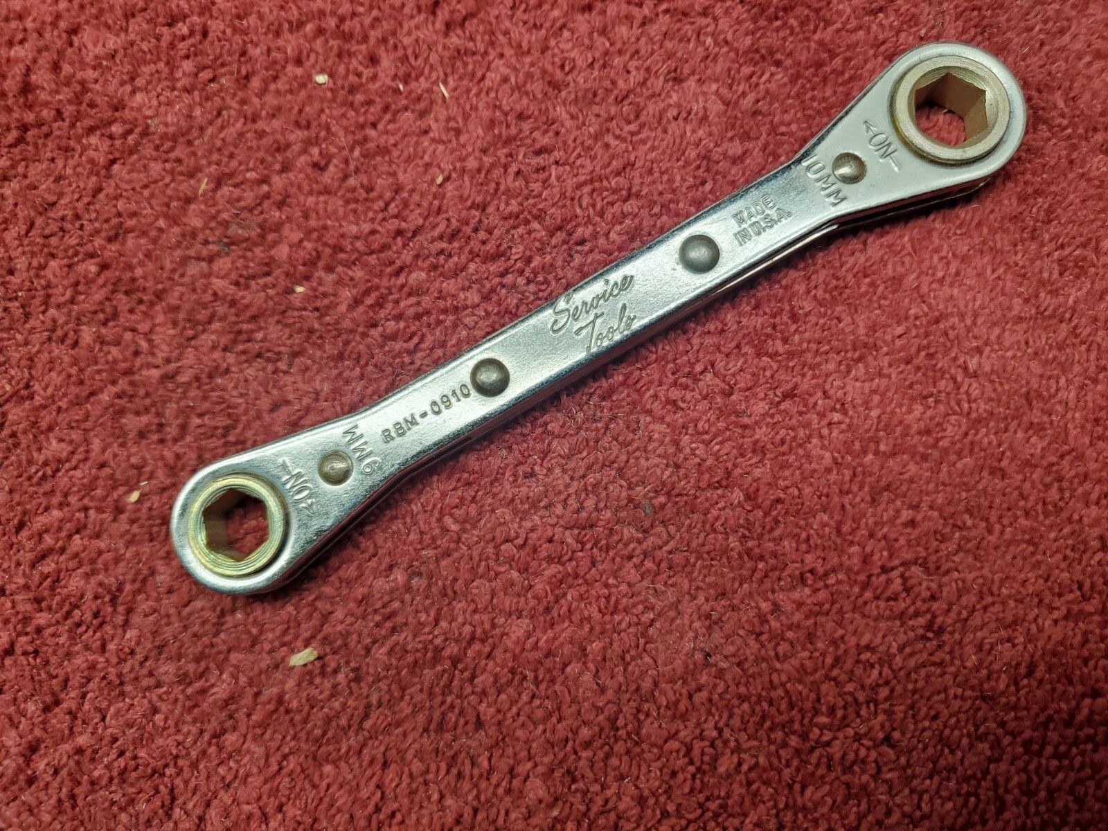 Service Tools 6 Pt. Metric Ratcheting Box 9mm x 10mm Wrench RWM0910, NOS