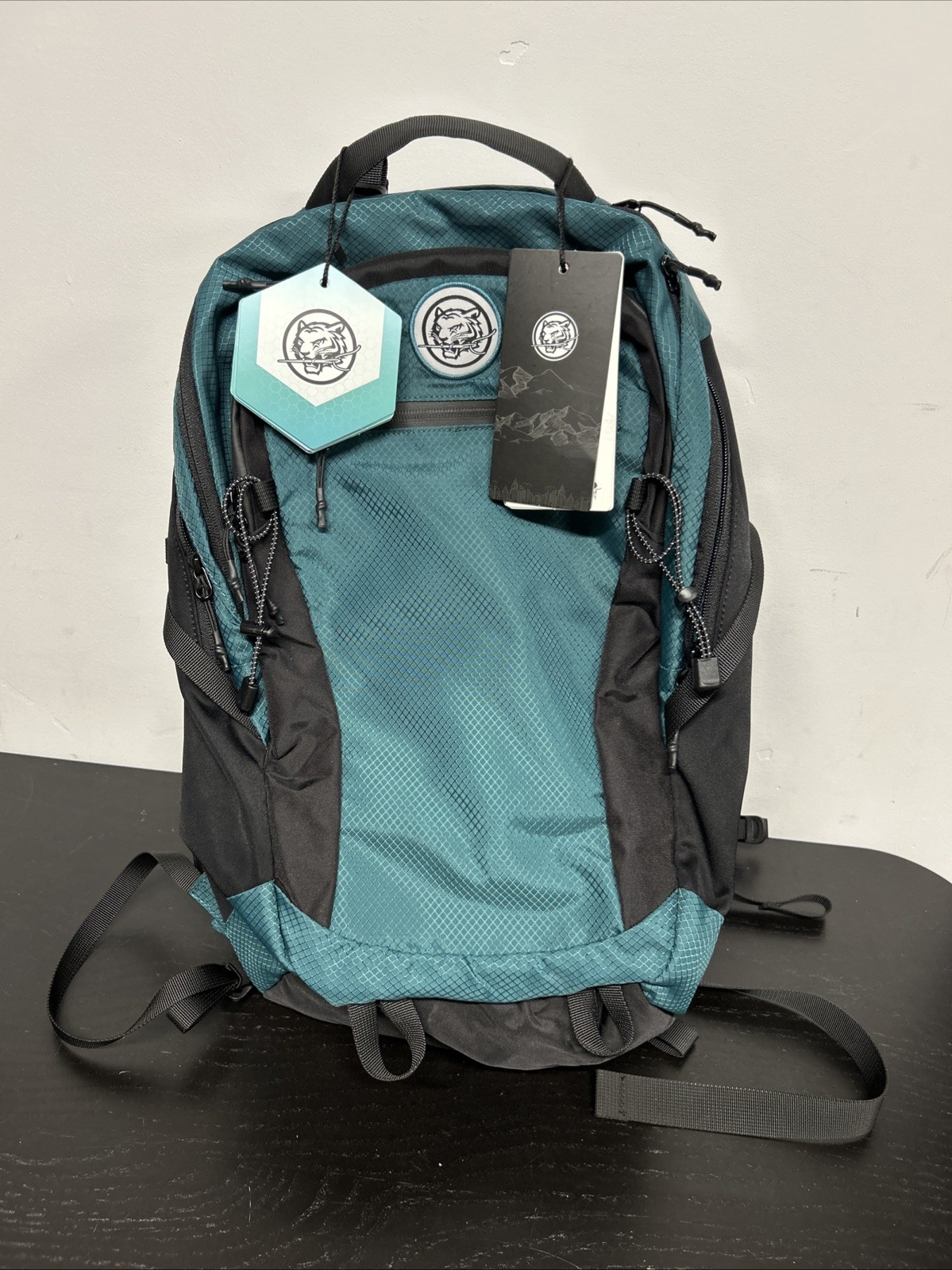 New Waterproof 24L Laptop Loader Backpack Up To 17” Laptop TKLoop +Toiletry Bag