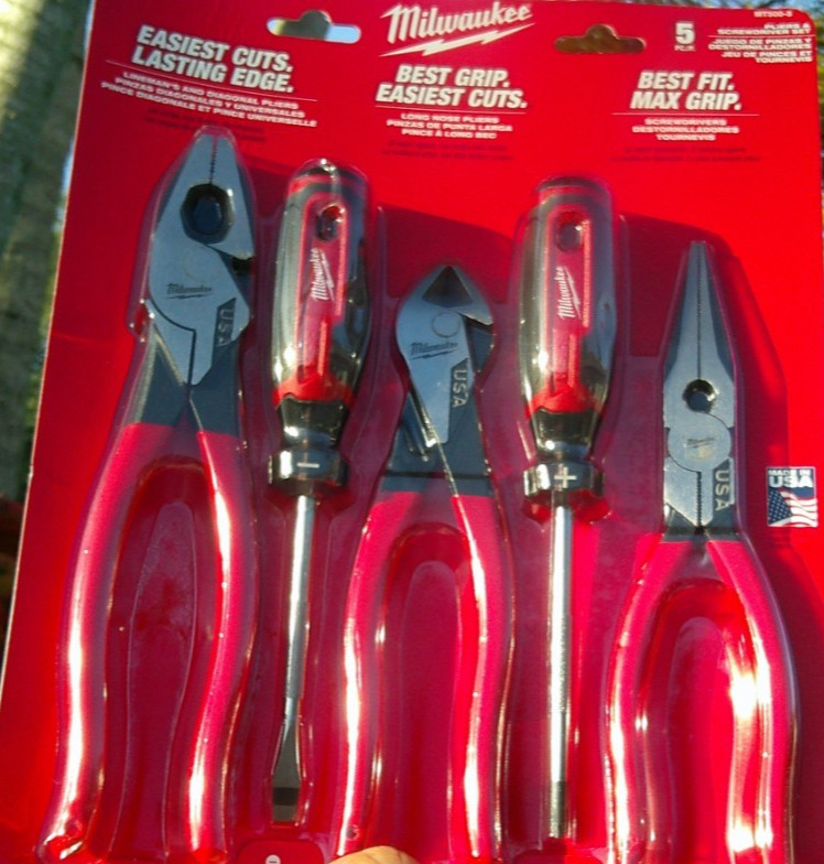 Milwaukee MT500-5 Cutting Pliers Dipped & Cushion Grip Screwdrivers USA 5 PC