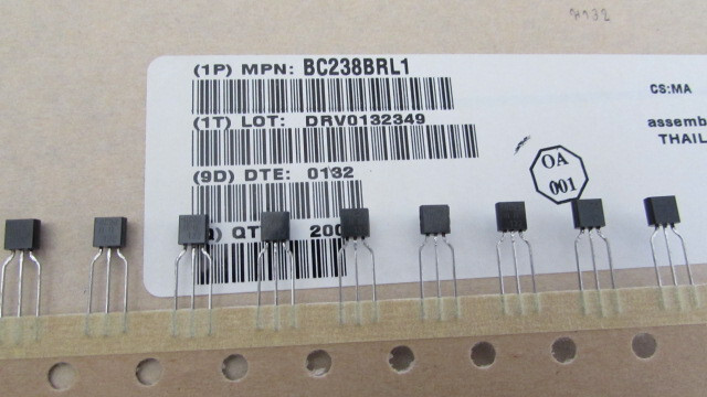 BC238B ON SEMI SMALL SIGNAL BIPOLAR TRANSISTOR 0.1A 25V NPN TO-92 25pc SHIPS USA