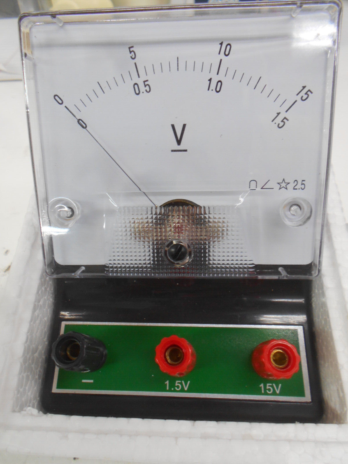 LOT OF 25   Voltmeter DC 0-1.5V-15V