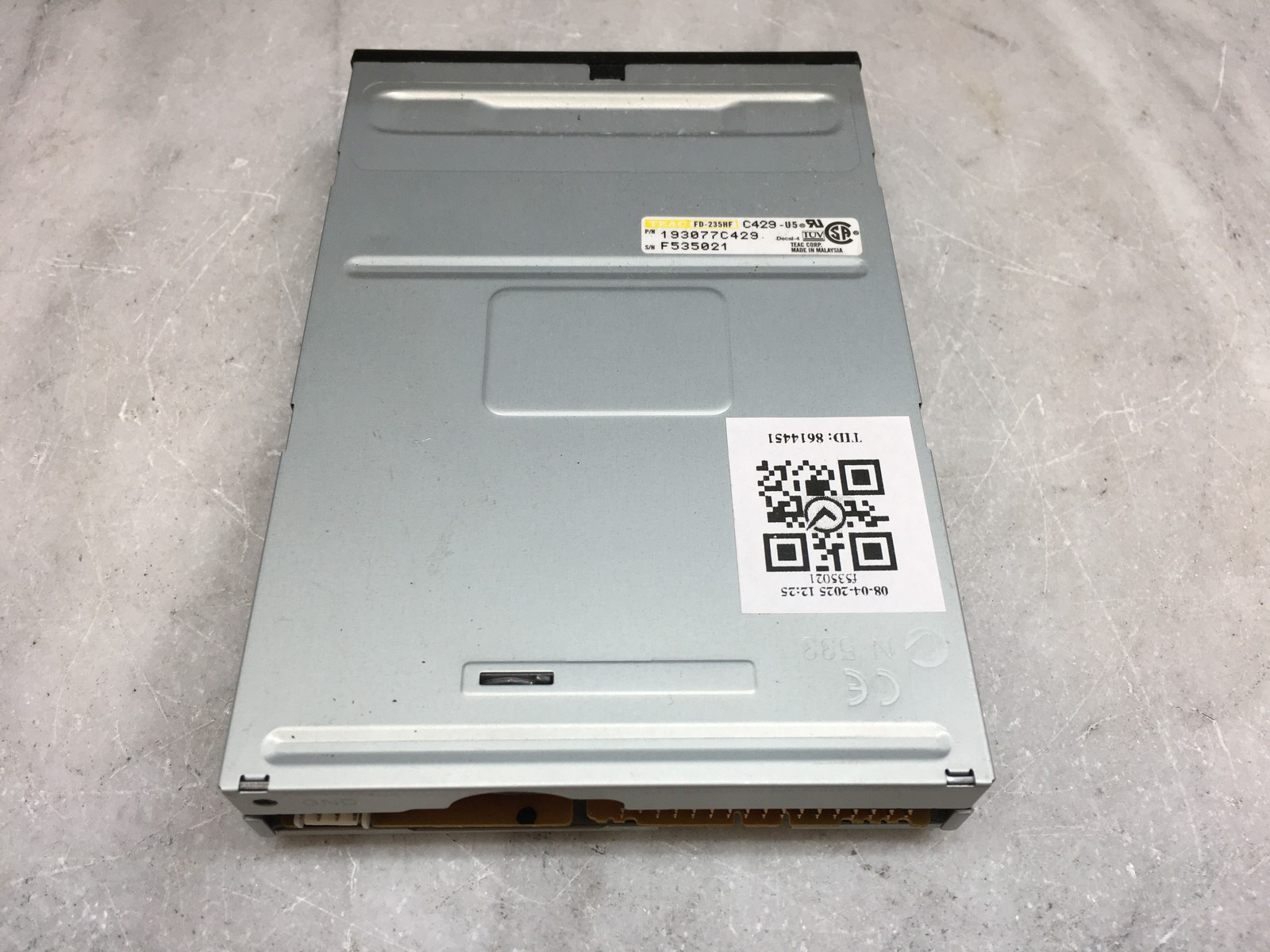 Teac FD235HF 3.5" inch Internal Desktop 1.44MB Floppy Disk Drive