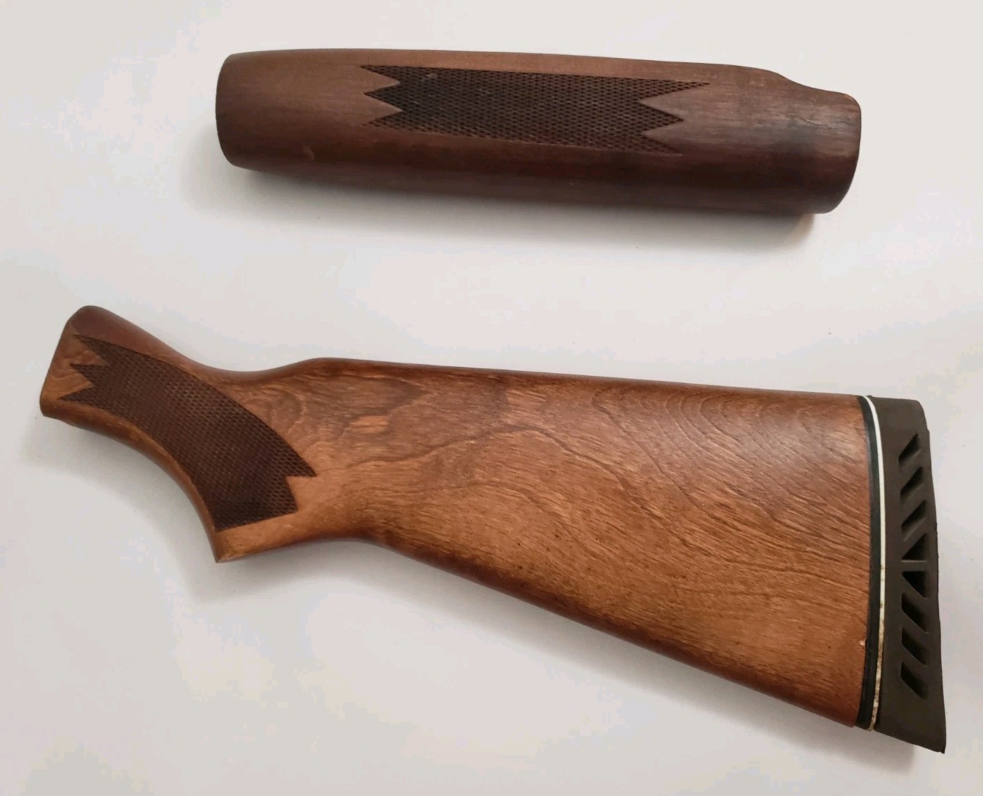 Mossberg 500 590 88 Wood Stock & Forend Set W/ Recoil Pad 12 & 16 Ga Semi Gloss
