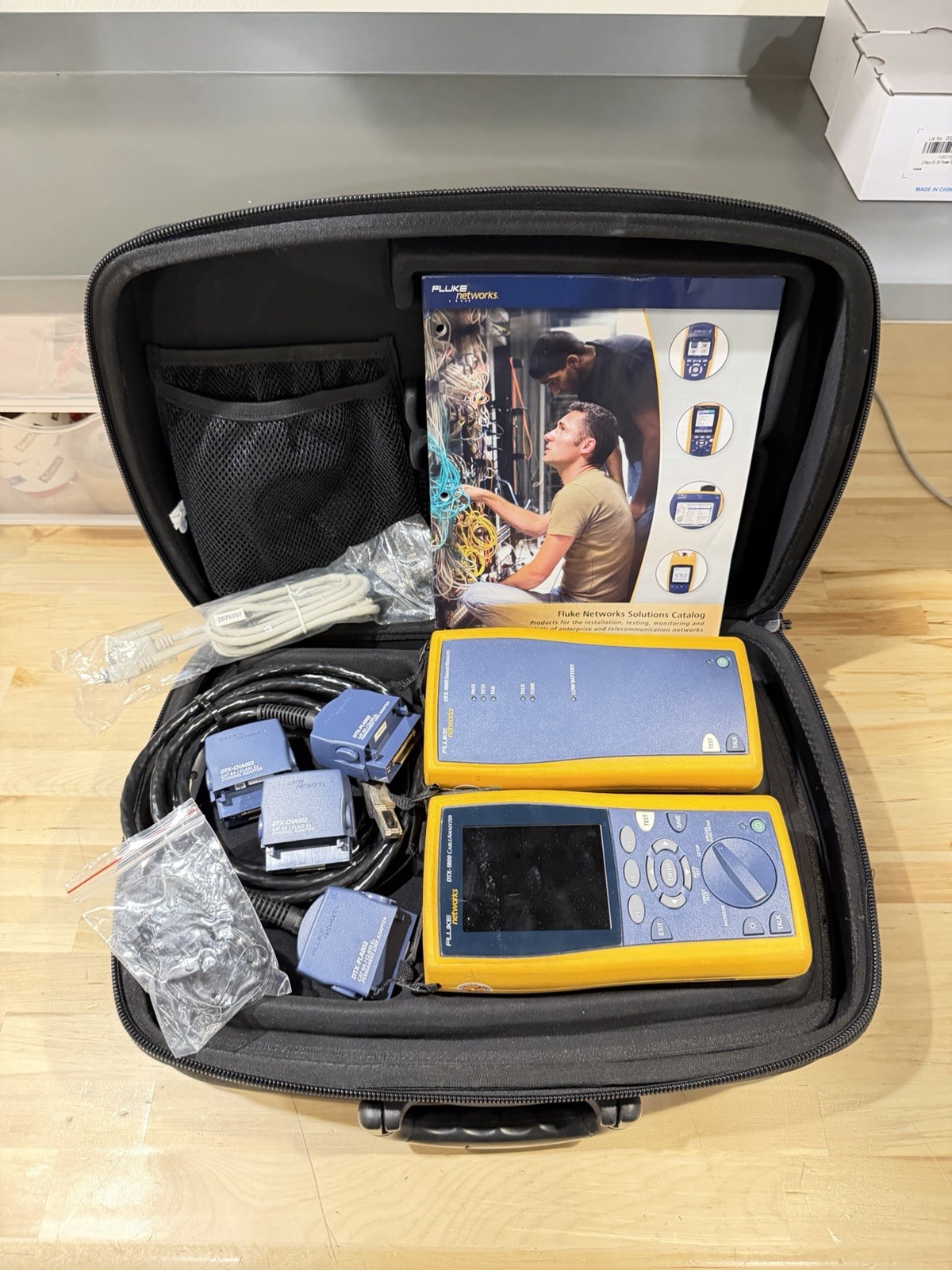 FLUKE NETWORKS DTX-1800 DTX CABLE ANALYZER KIT & PLA002 (TESTED) -FREE SHIPPING