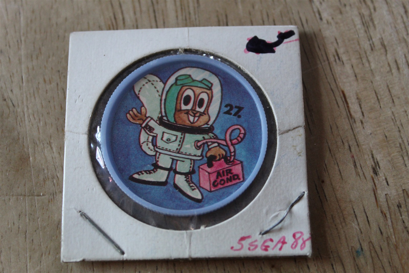 ROCKET J SQUIRREL (ROCKY AND BULWINKLE) IN SPACE SUIT - OLD LONDON COIN
