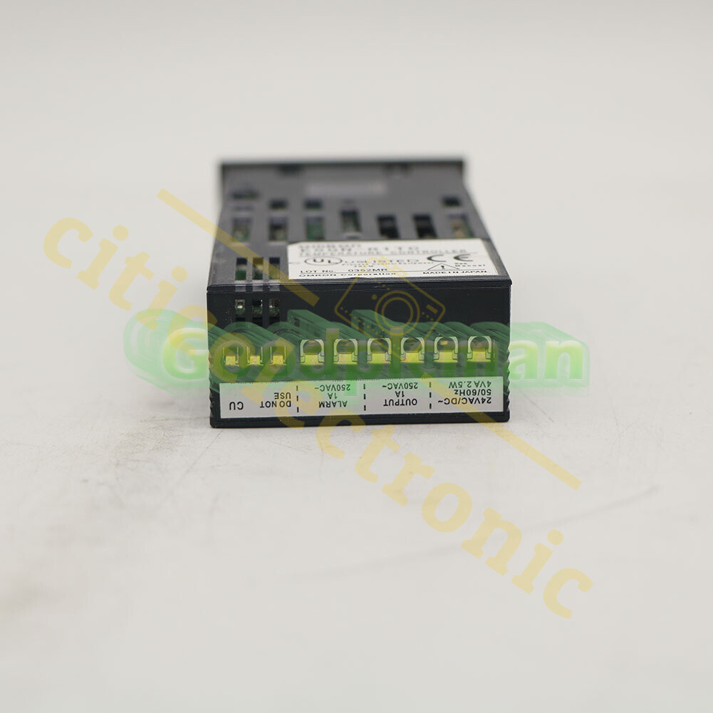New In Box OMRON E5GN-R1TC E5GNR1TC Digital Temperature Controller 1Pcs/