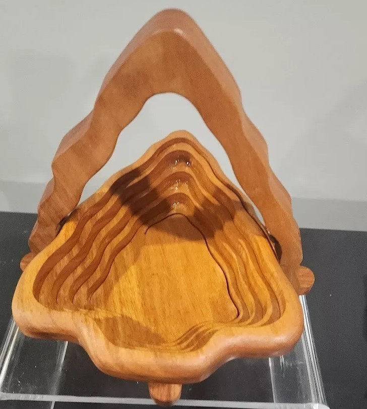 VTG Collapsible Trivet Handle Basket Wood Tree Amish signed USA Handmade Decor