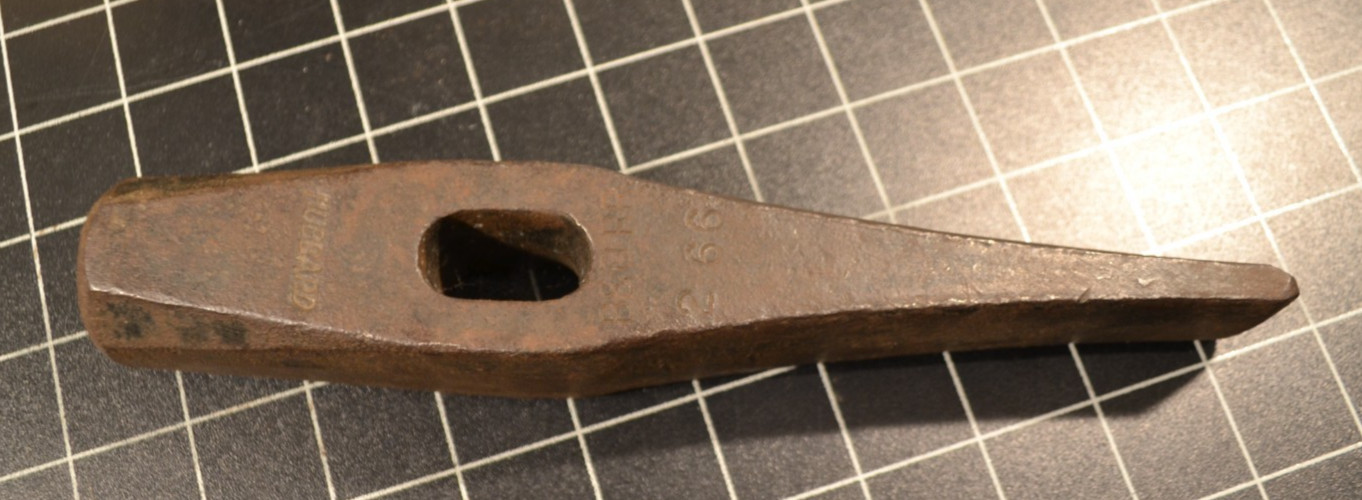 B&O RAILROAD - HUBBARD POINTED MAUL  HAMMER HEAD - VERY GOOD CONDITION