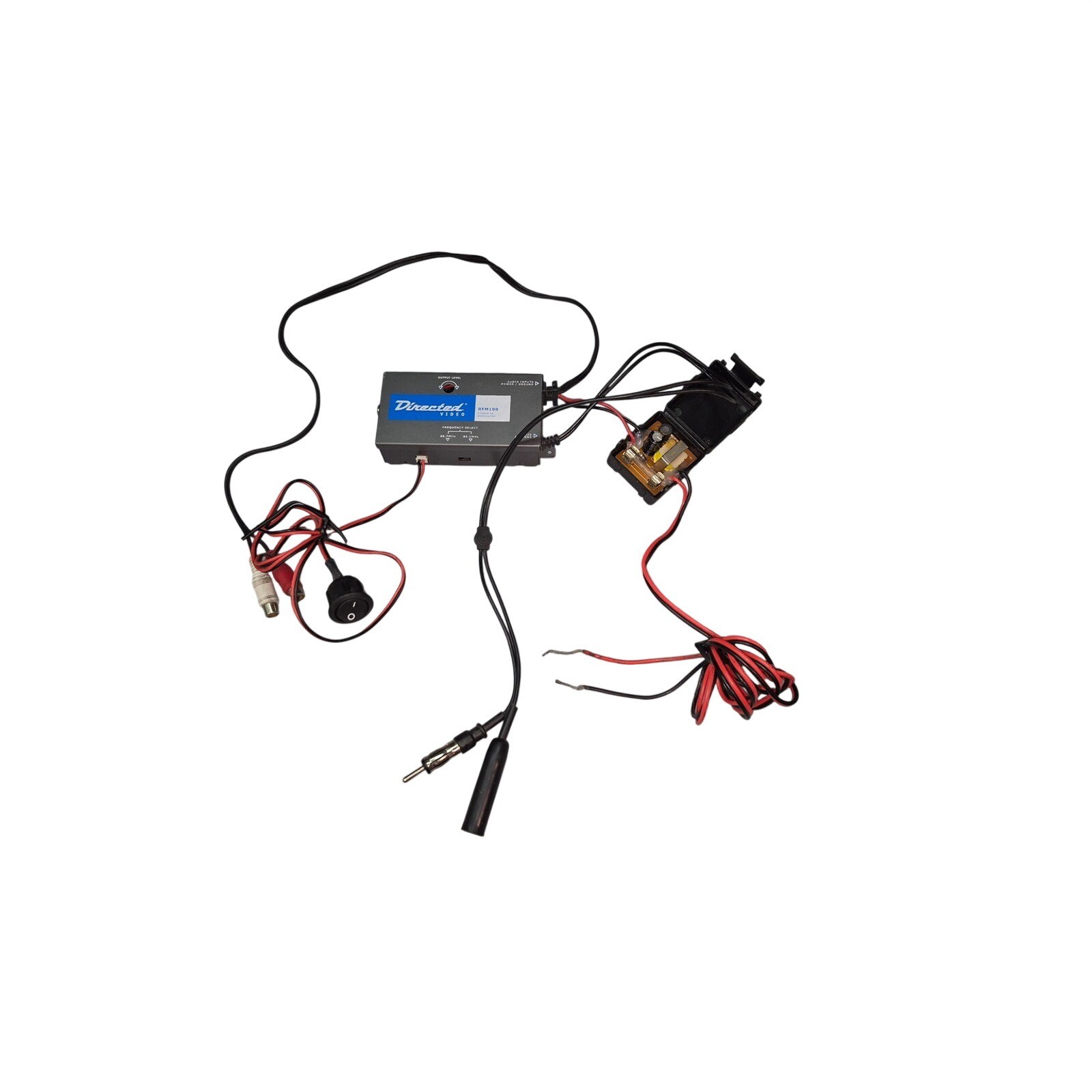 Directed Video RFM100 Stereo FM Modulator Car Audio RCA Auxiliary Input Switch