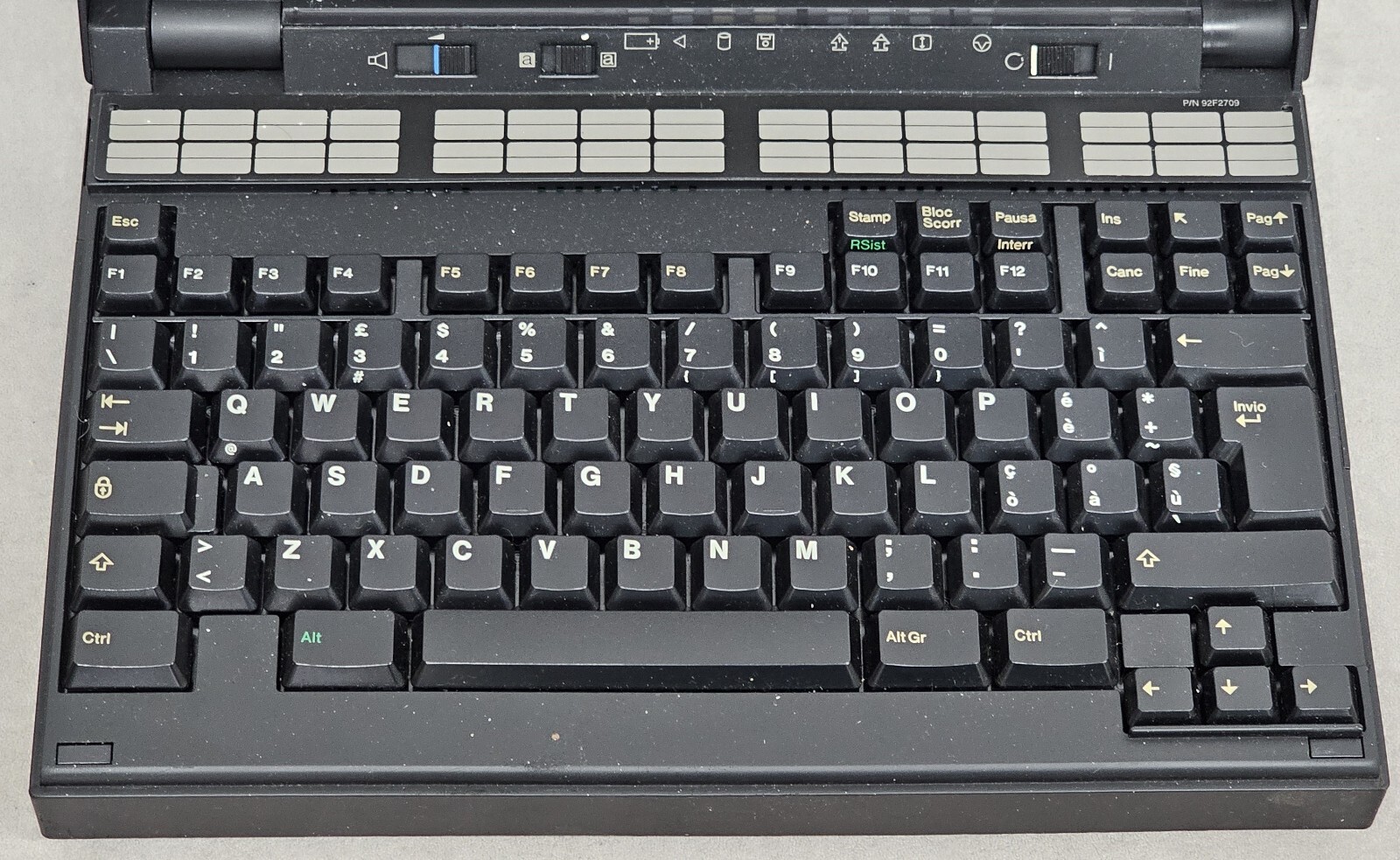 IBM PS/2 Note N51 SX Notebook Computer
