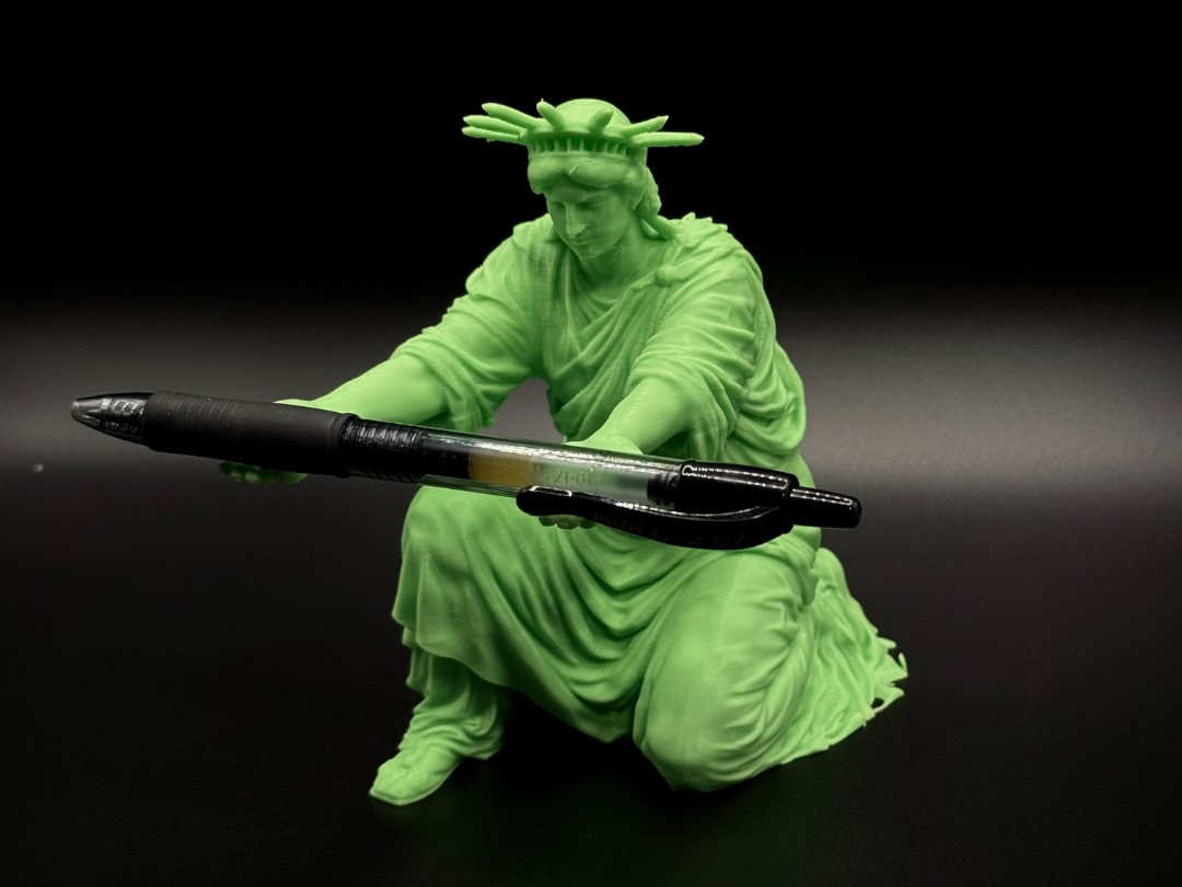 Statue of Liberty Custom Pen Holder 3D Printed Desk Decor