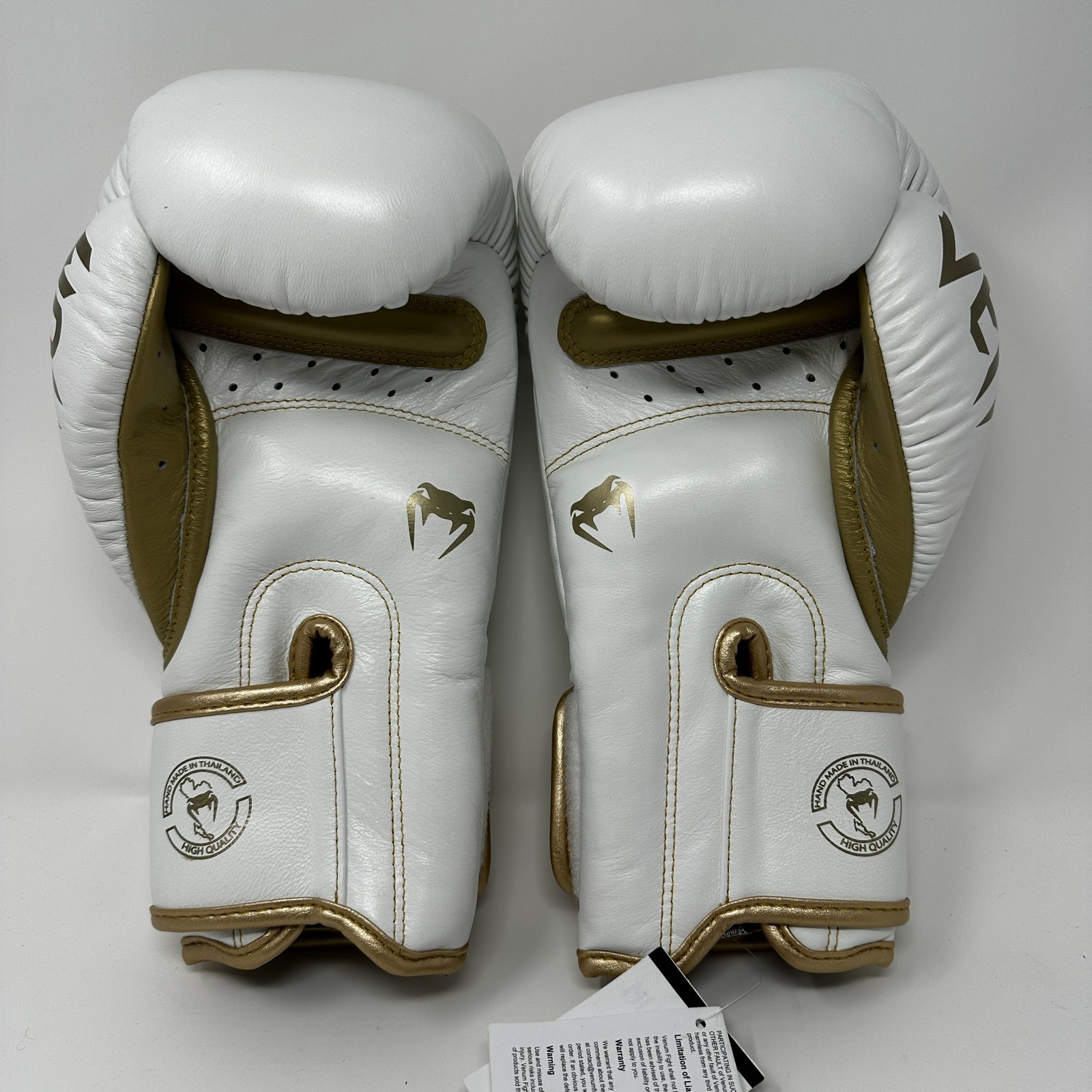 Venum Giant 3.0 Boxing Gloves 10oz Nappa Leather White/Gold - Pre-Owned