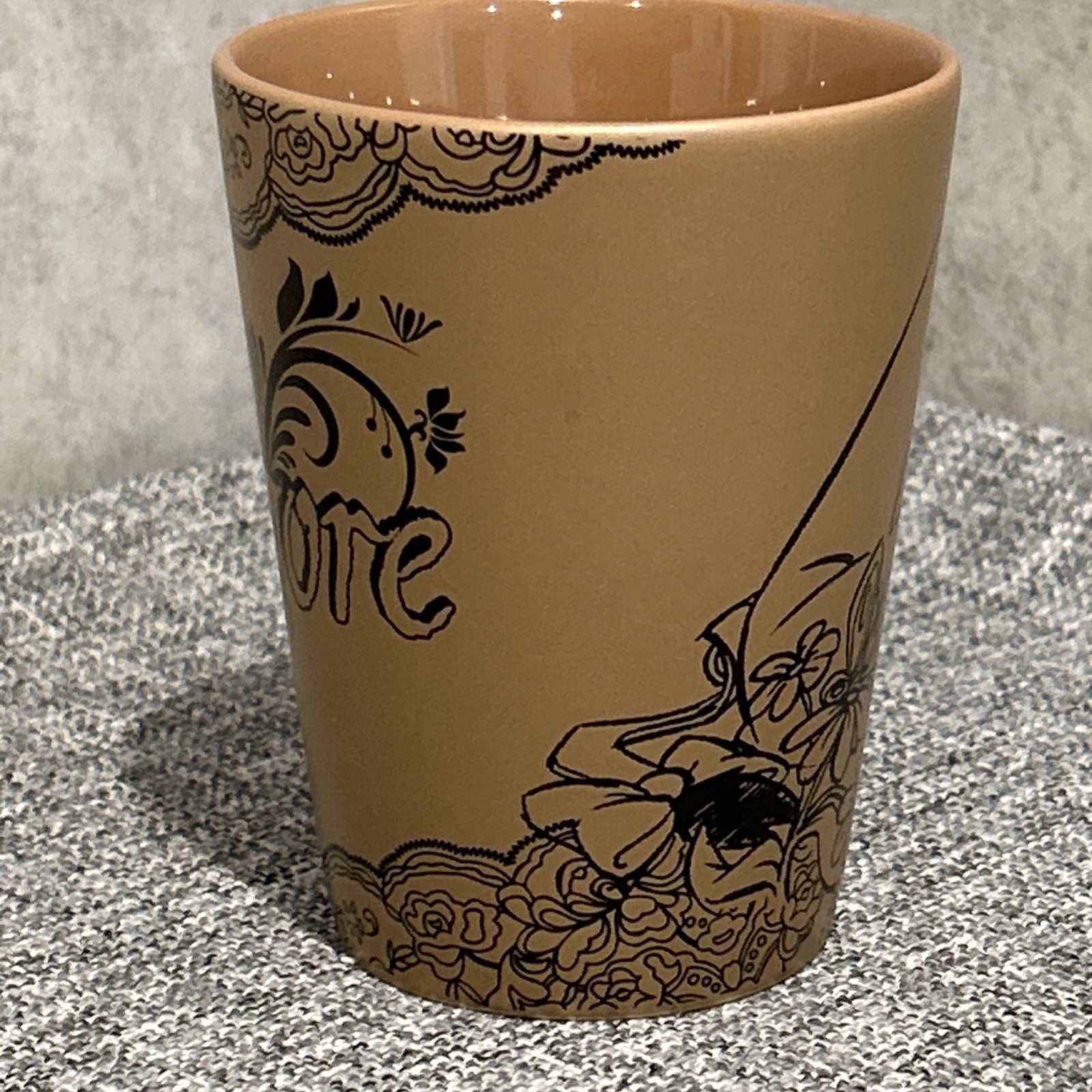 Disney Store Exclusive Authentic Original Eeyore Amidst Flowers Ceramic Mug